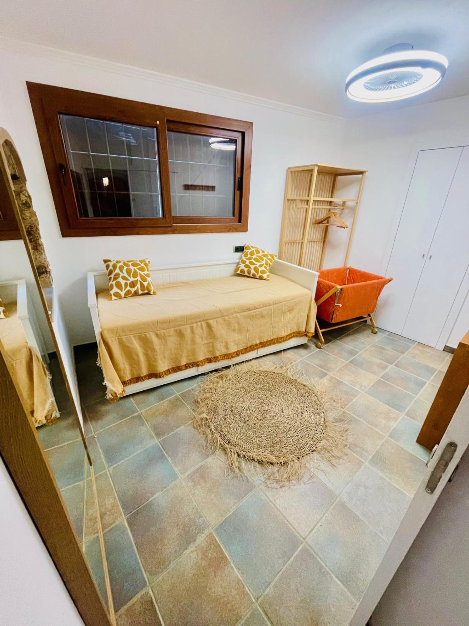 Casa De Pueblo En * Palamos