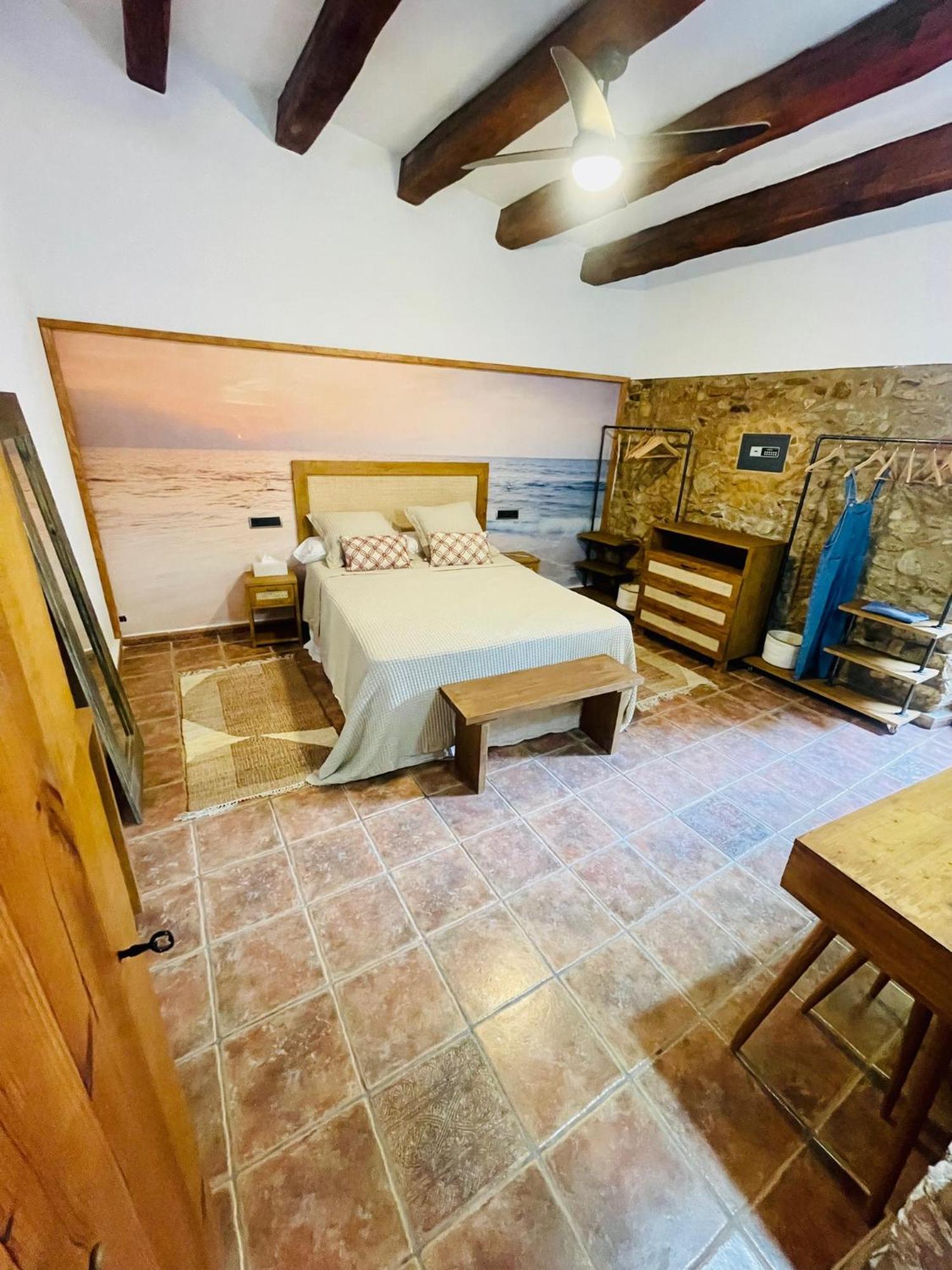 Casa De Pueblo En * Palamos