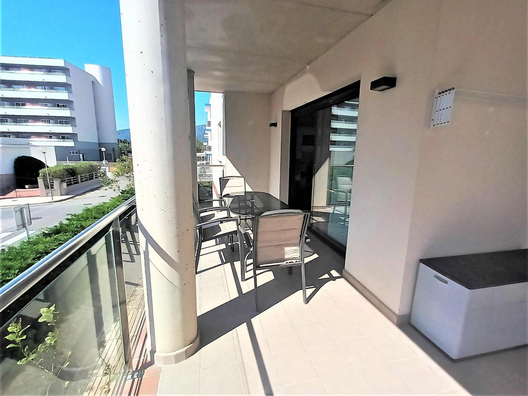 En Roses: Terraza, A/a, Wifi, Parking, 2ª Linea De Playa - Es-258-89