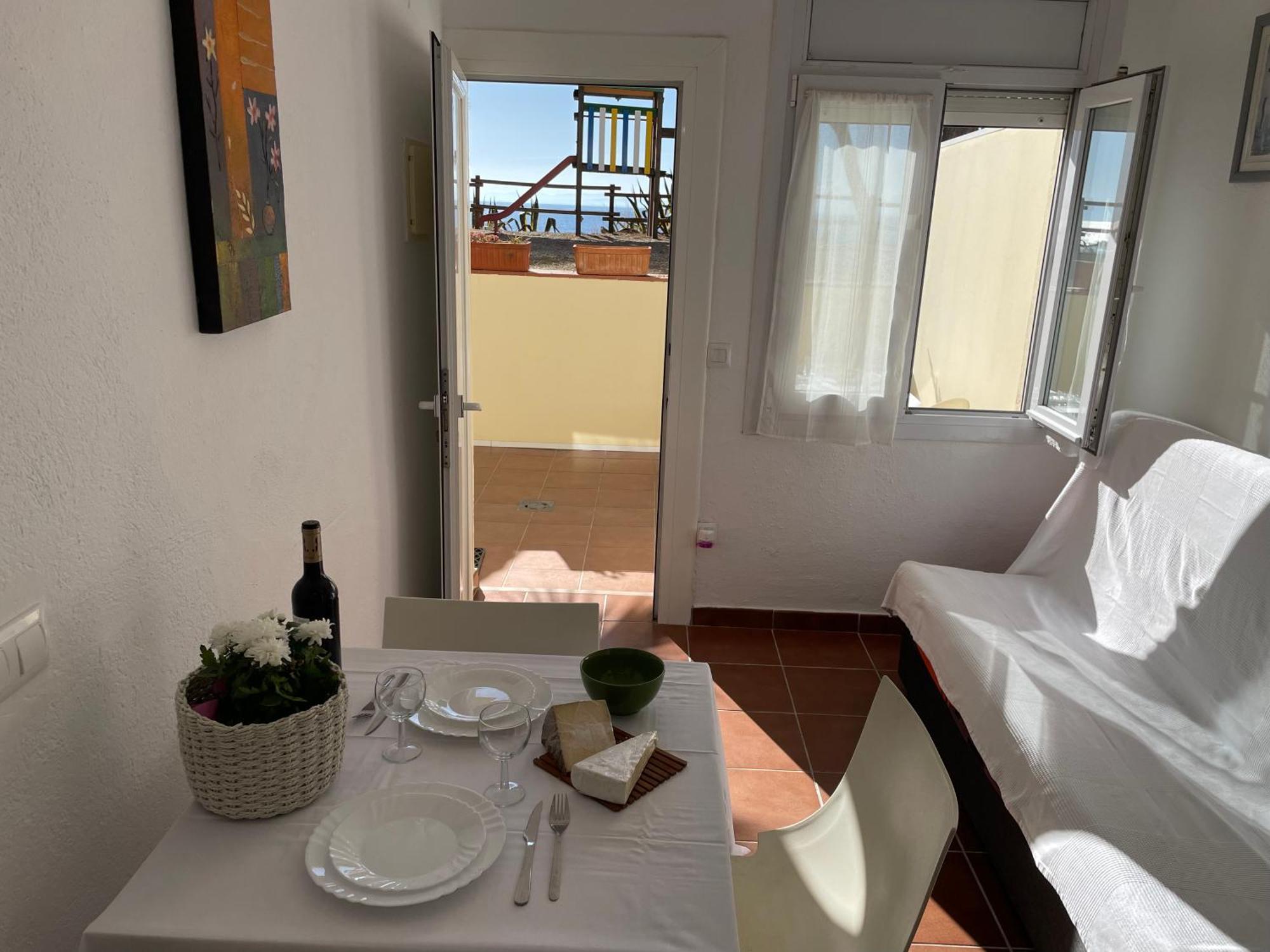 Veuras El Mar - Madrague Beach Studio 22 Apartment Roses