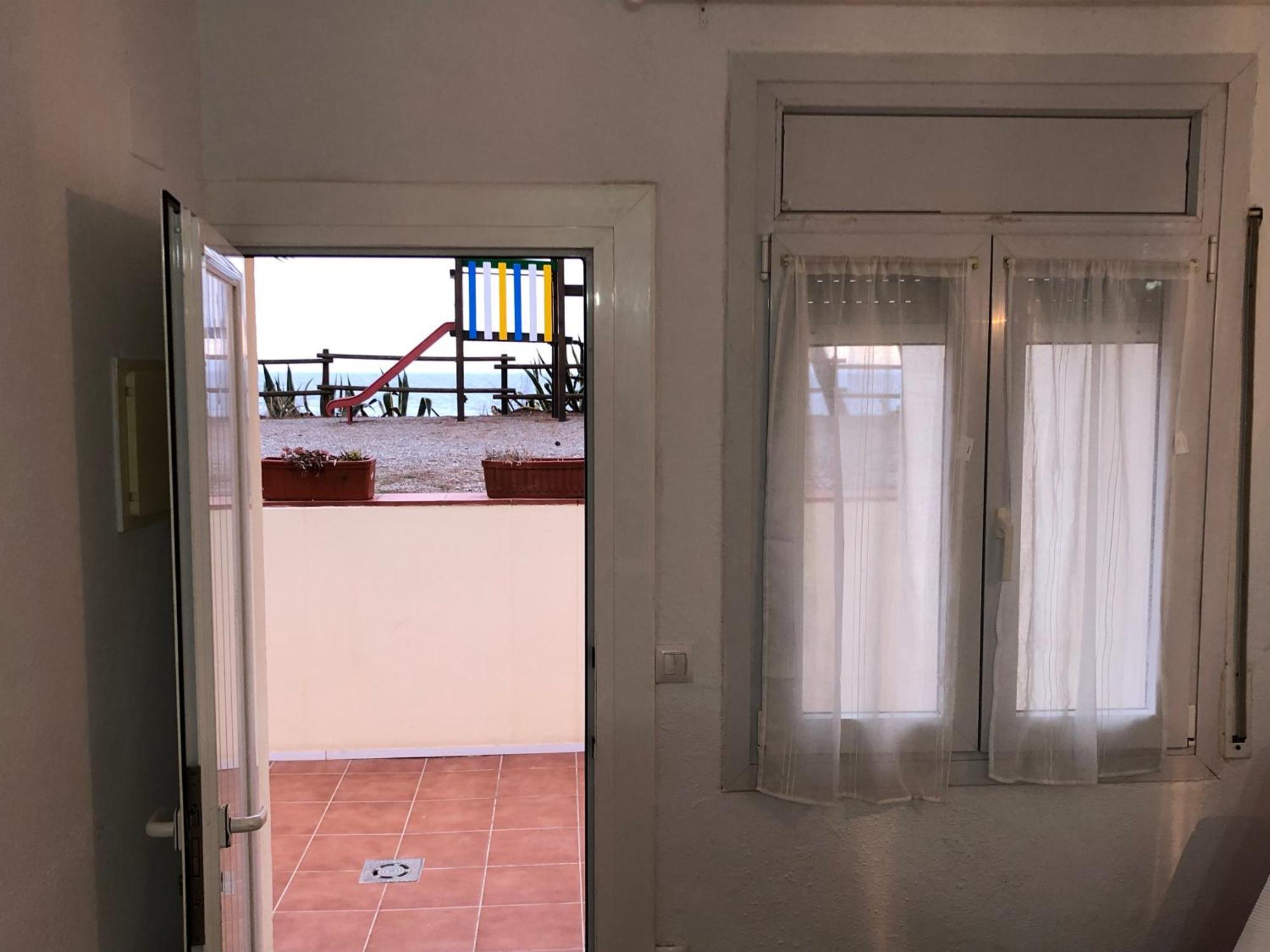 Veuras El Mar - Madrague Beach Studio 22 Apartment Roses