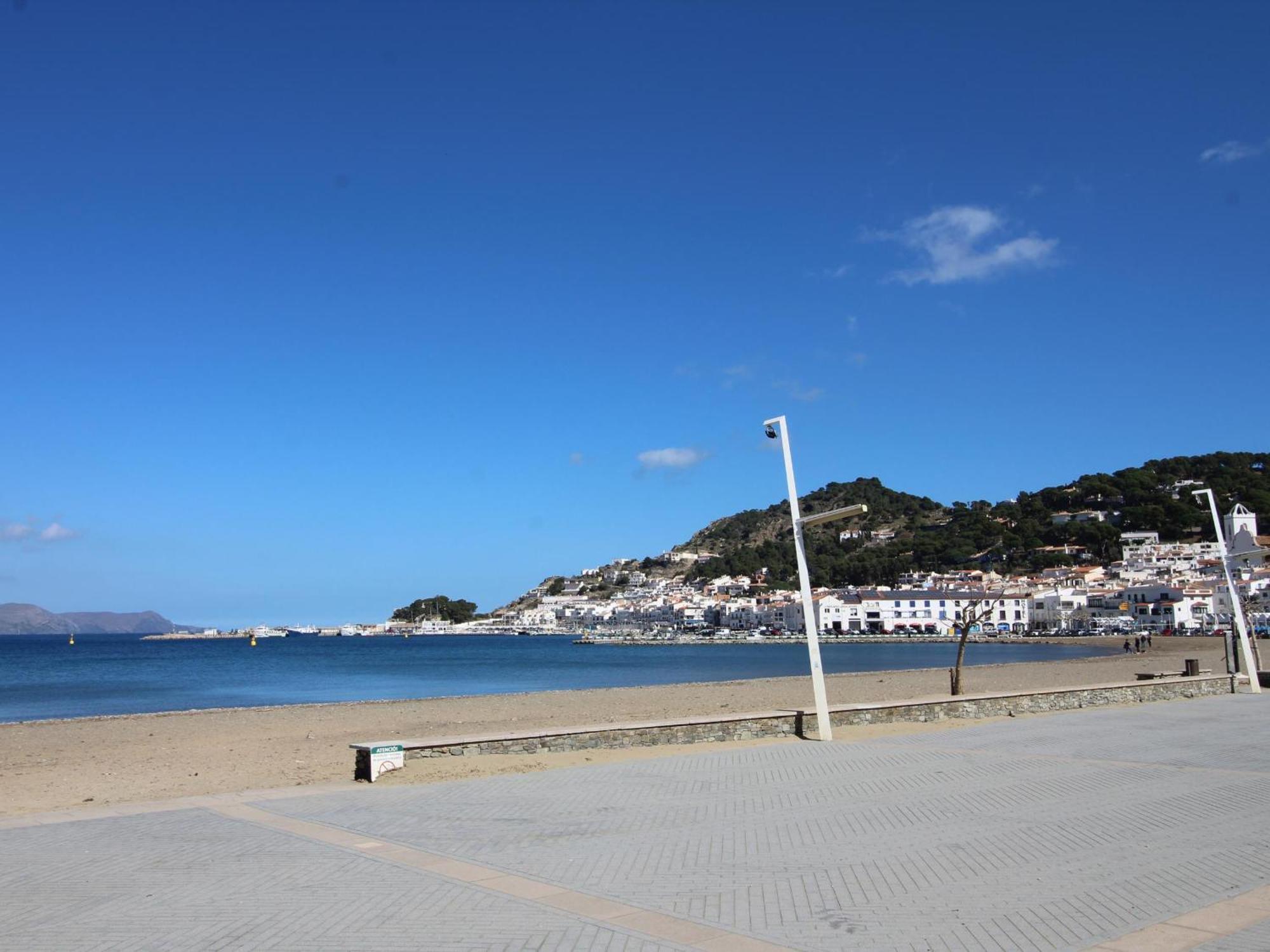 Apartamento En El Port De La Selva: Planta Baja, Terraza Y Wifi A Metros De La Playa - Es-228-52 El Port De La Selva