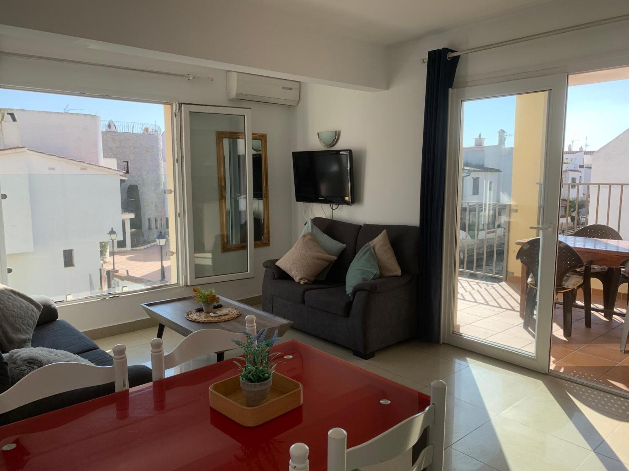 Waterside - Two Bedroom * Empuriabrava
