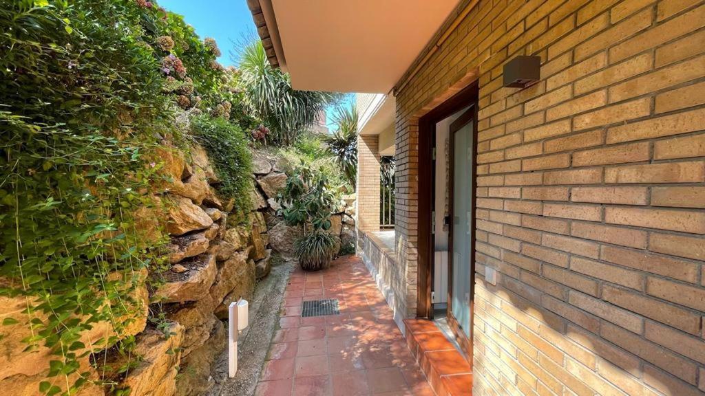 Residencial Bella Donna Lux House, Jacuzzi Y Piscina Privada Сasa de vacaciones Lloret de Mar