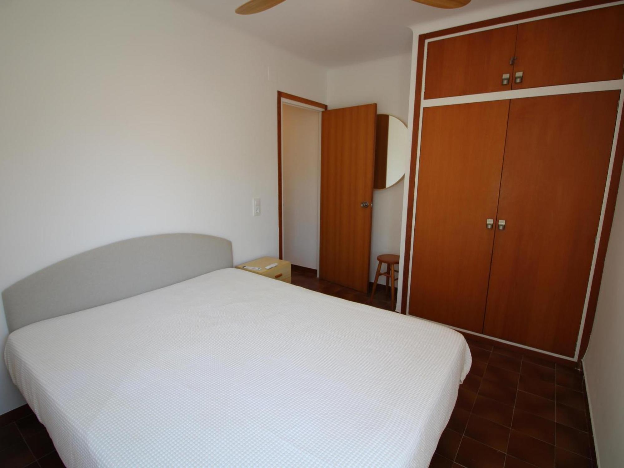 Mistral - Acogedor, Luminoso Y De Ambiente Moderno Con Terraza Vista Mar. - Es-228-143 Llançà