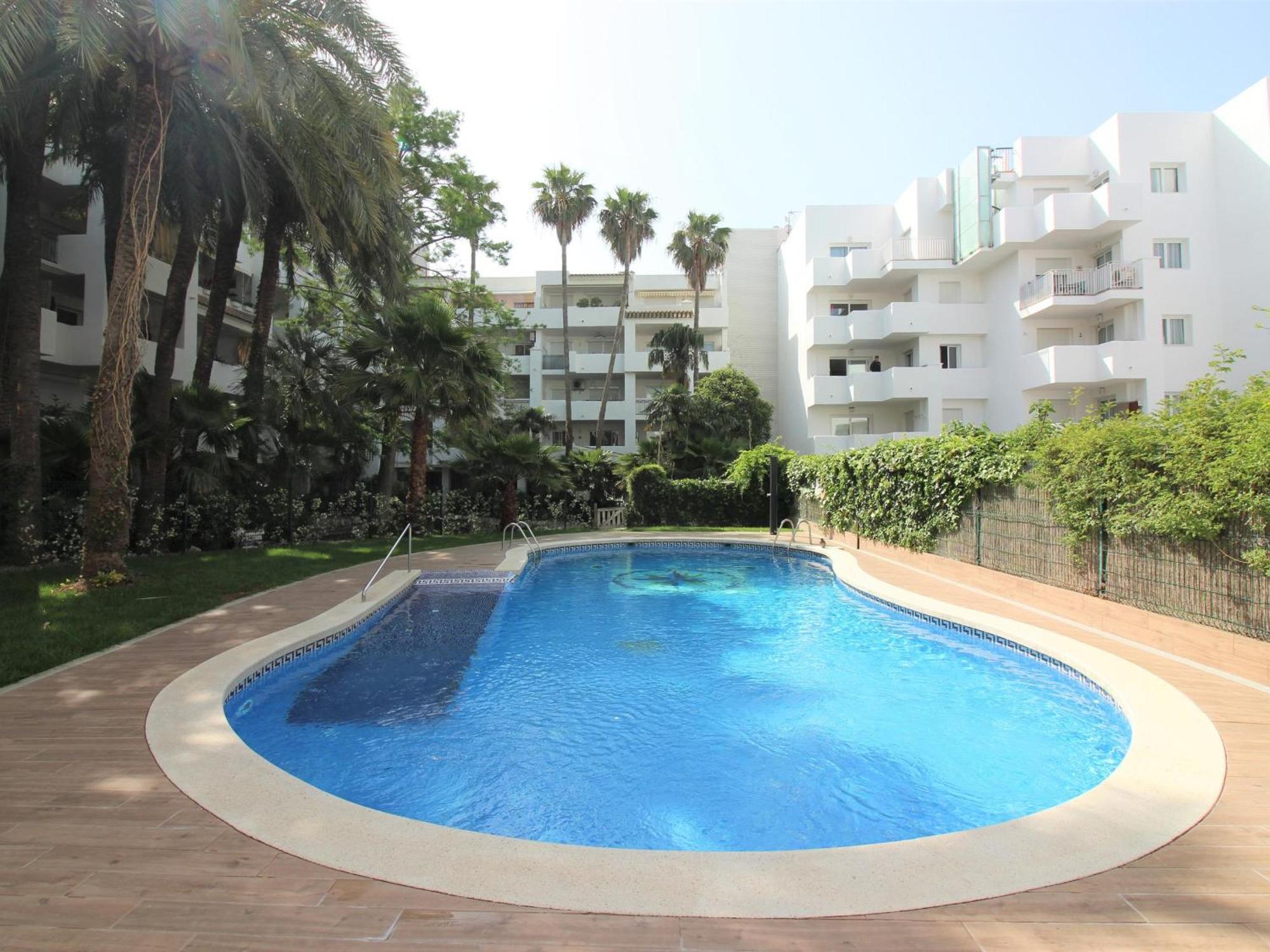En Santa Margarita Con Piscina, Terraza Y Wi-fi - Es-228-153 * Rosas