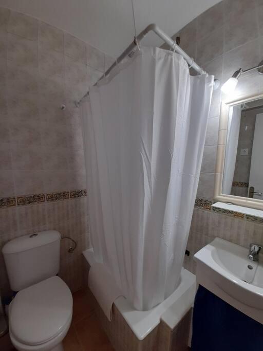 Bonito Estudio En El Centro. Ideal Parejas. Apartment Palamos
