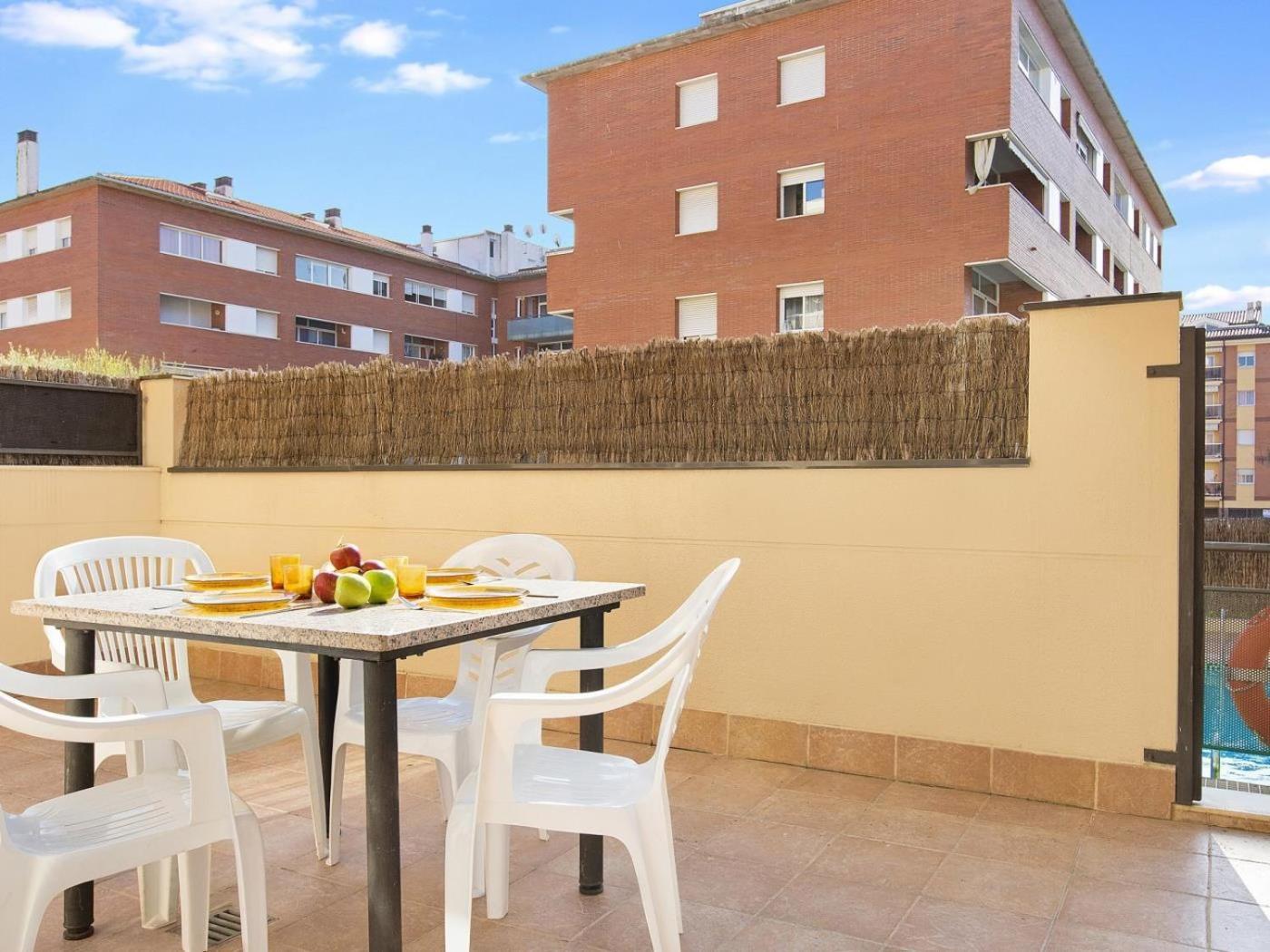 0331 In Lloret Apartamento *