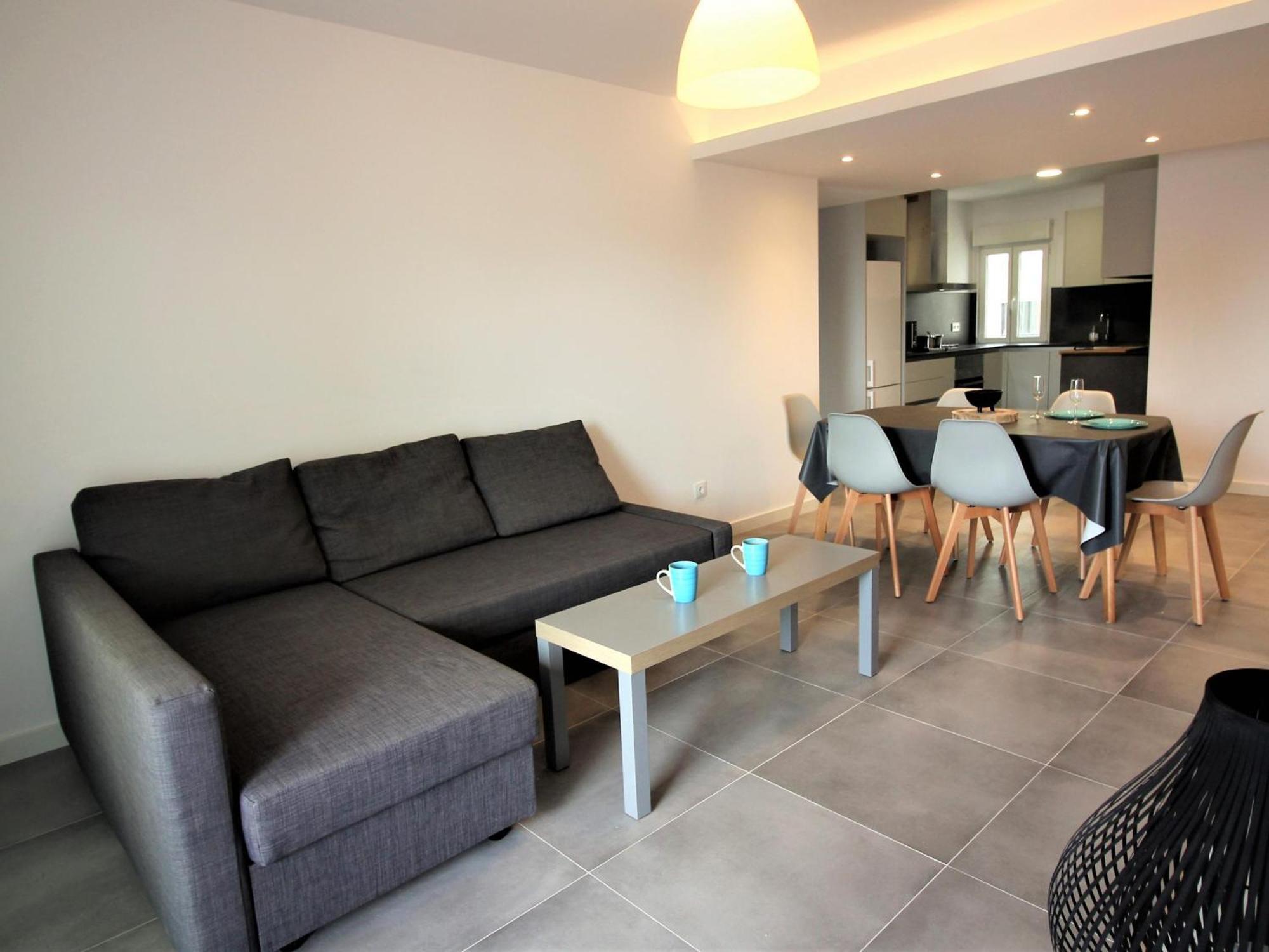 4075 - Puig 3-4, 2ª Linea, Completamente Renovado, Full Equip, En Pleno Centro, Vista Al Mar. Wifi - Es-258-85