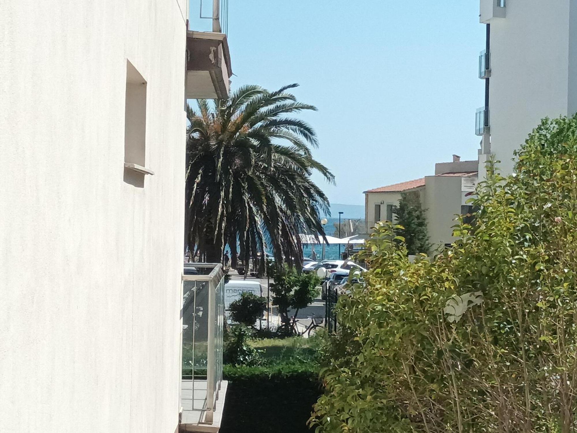 En Roses: Terraza, A/a, Wifi, Parking, 2ª Linea De Playa - Es-258-89 *