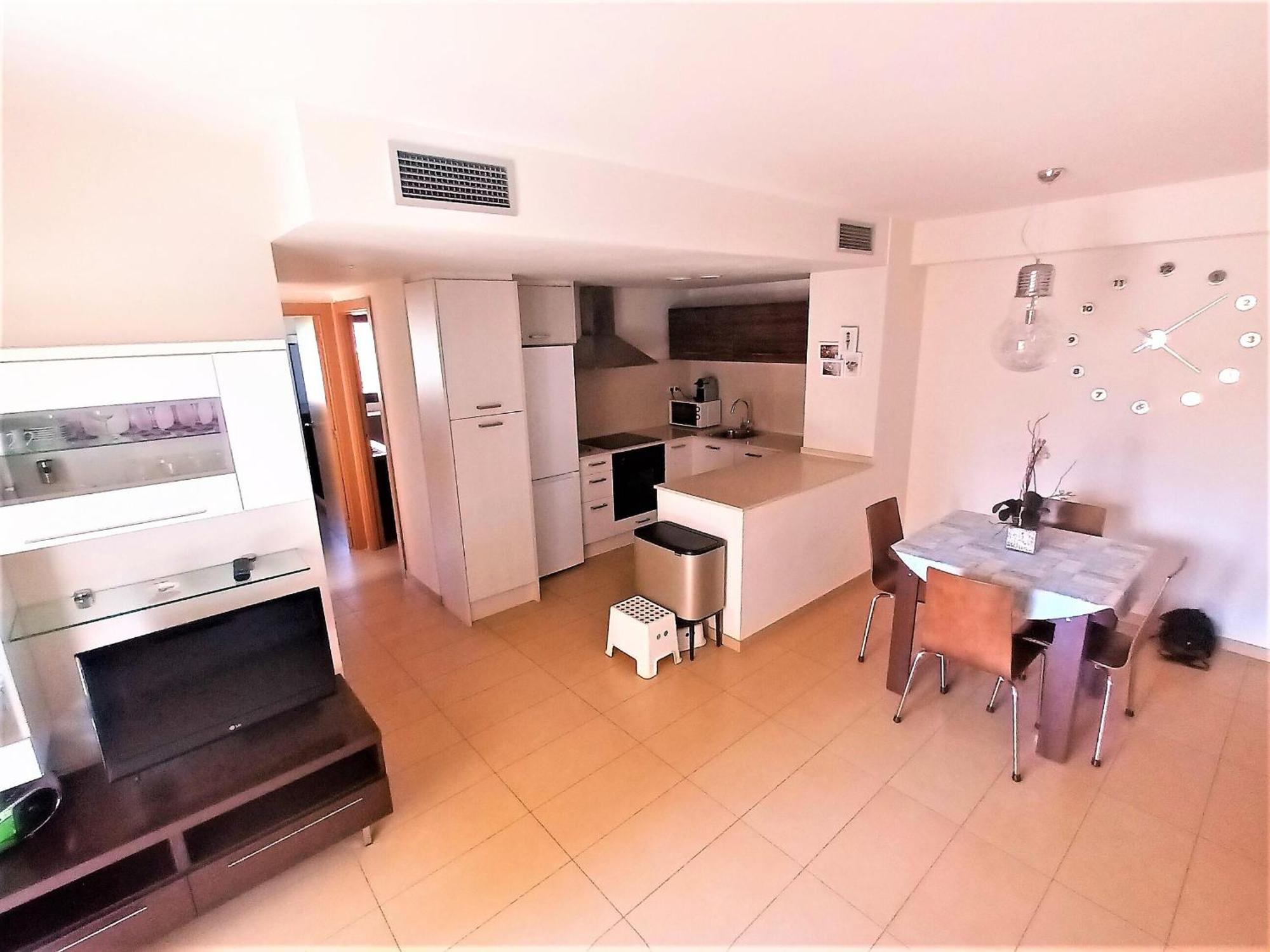 En Roses: Terraza, A/a, Wifi, Parking, 2ª Linea De Playa - Es-258-89 Apartamento Rosas