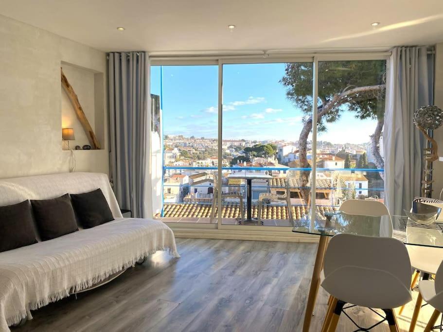Tusquets - Con Vistas Al Mar Apartment *