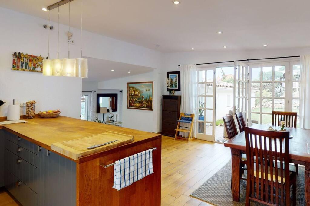 Villa Lesal Rentals, Mar Azul, Tossa de Mar