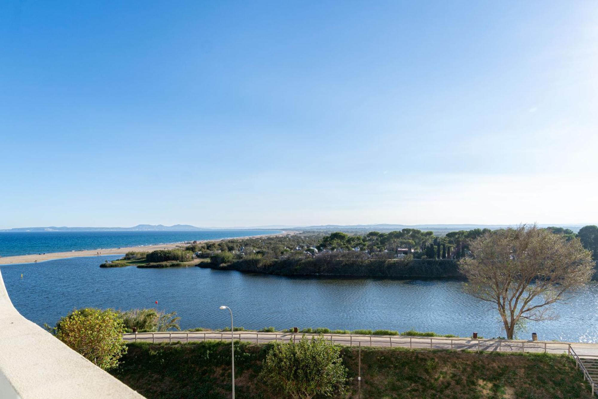 D2-5 Ampuria Delta Sunset With Parking & Wifi Apartment Empuriabrava