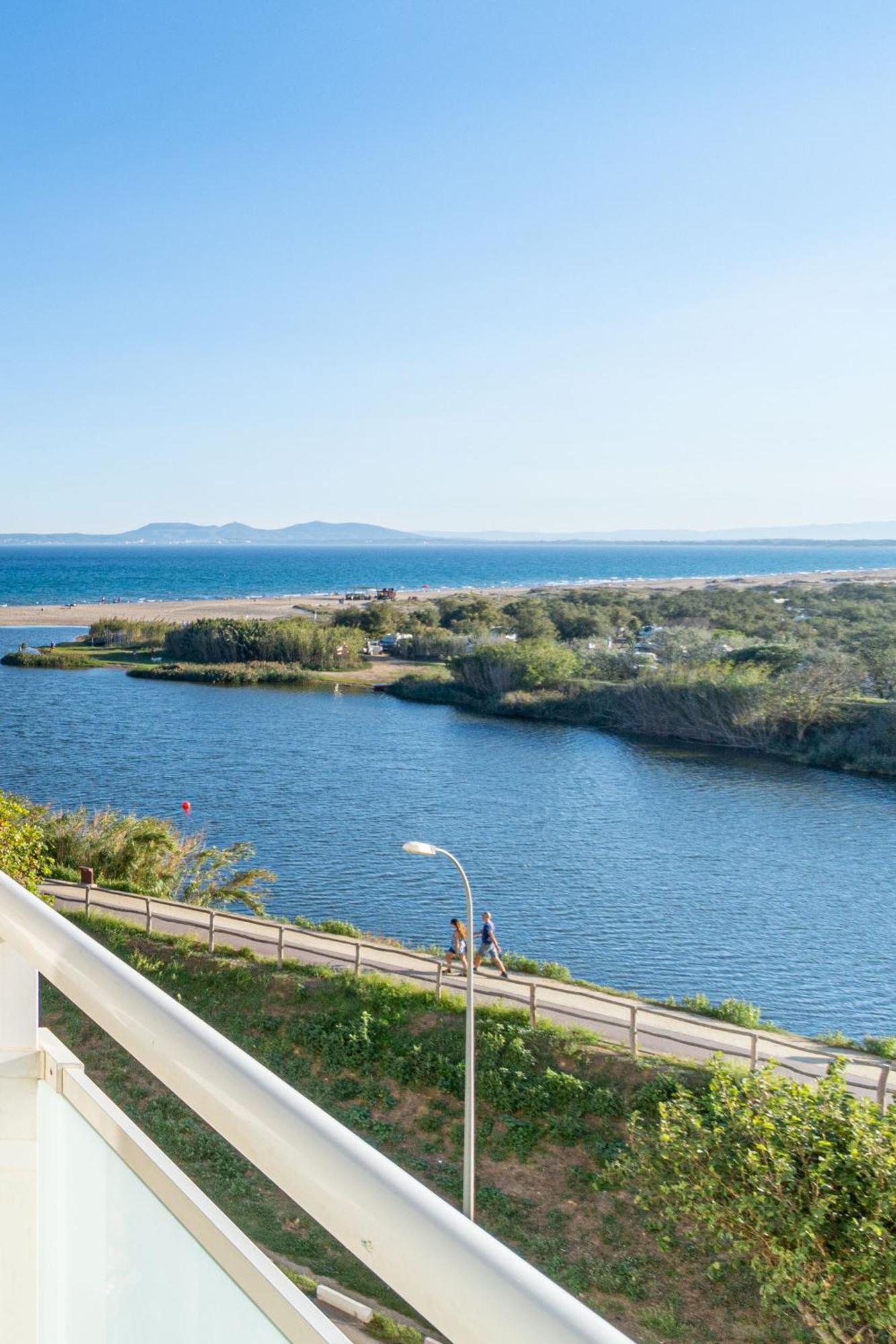 Apartment D2-5 Ampuria Delta Sunset With Parking & Wifi Empuriabrava