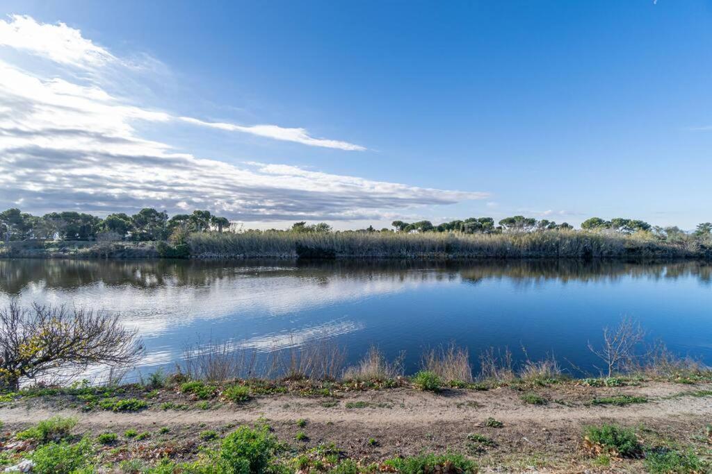 D2-5 Ampuria Delta Sunset With Parking & Wifi Empuriabrava