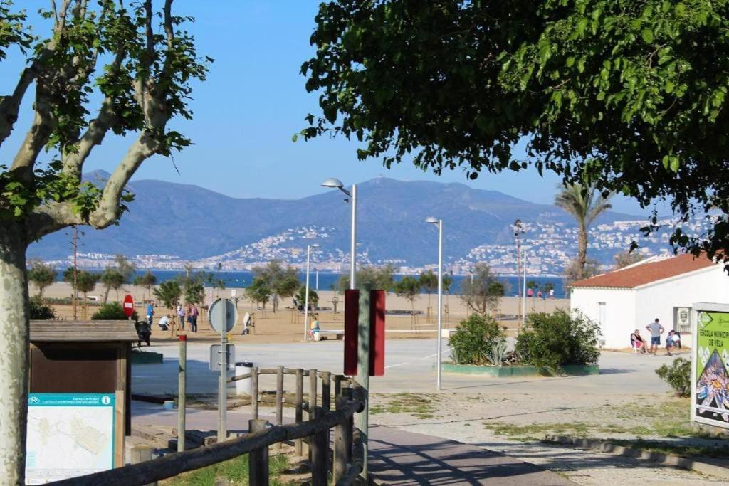 D2-5 Ampuria Delta Sunset With Parking & Wifi Apartment