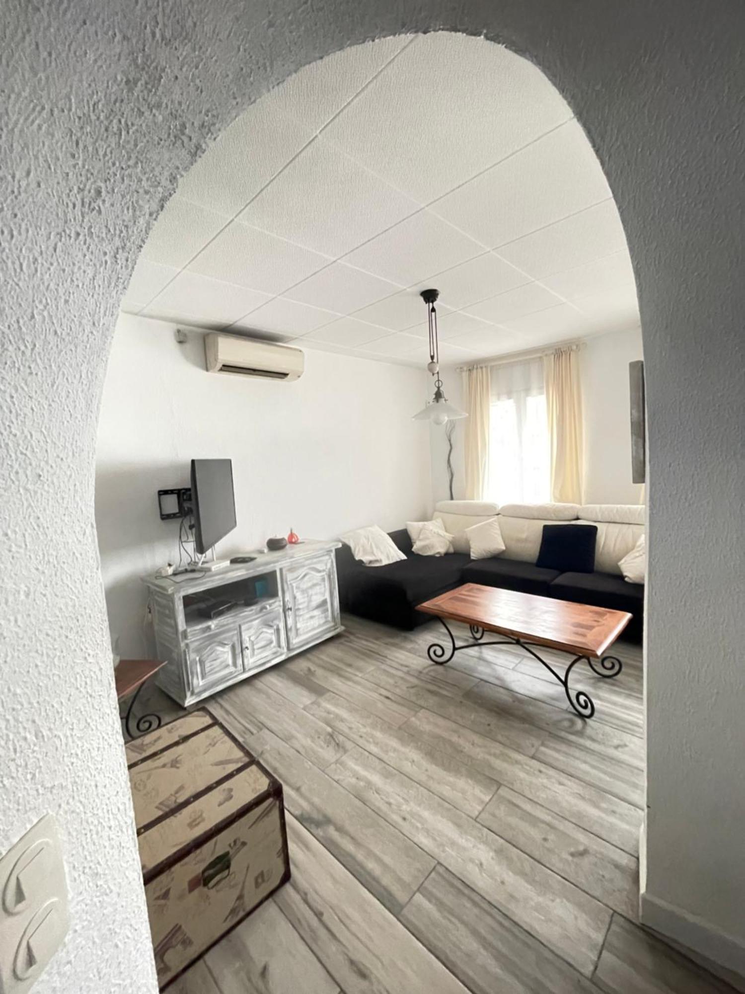 Charmante Avec Piscine Dans Les Canaux Villa *