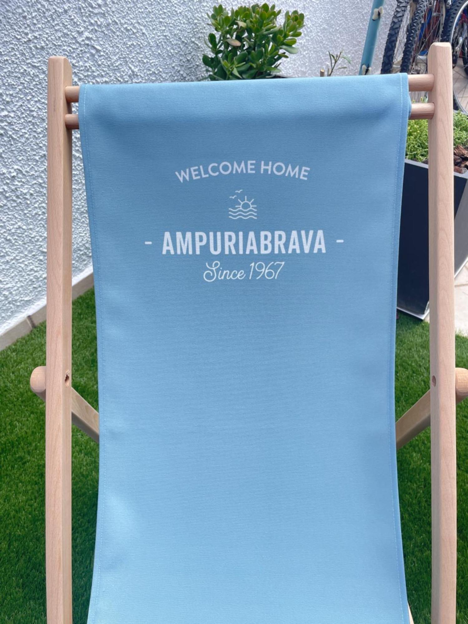 Charmante Avec Piscine Dans Les Canaux Villa Ampuriabrava