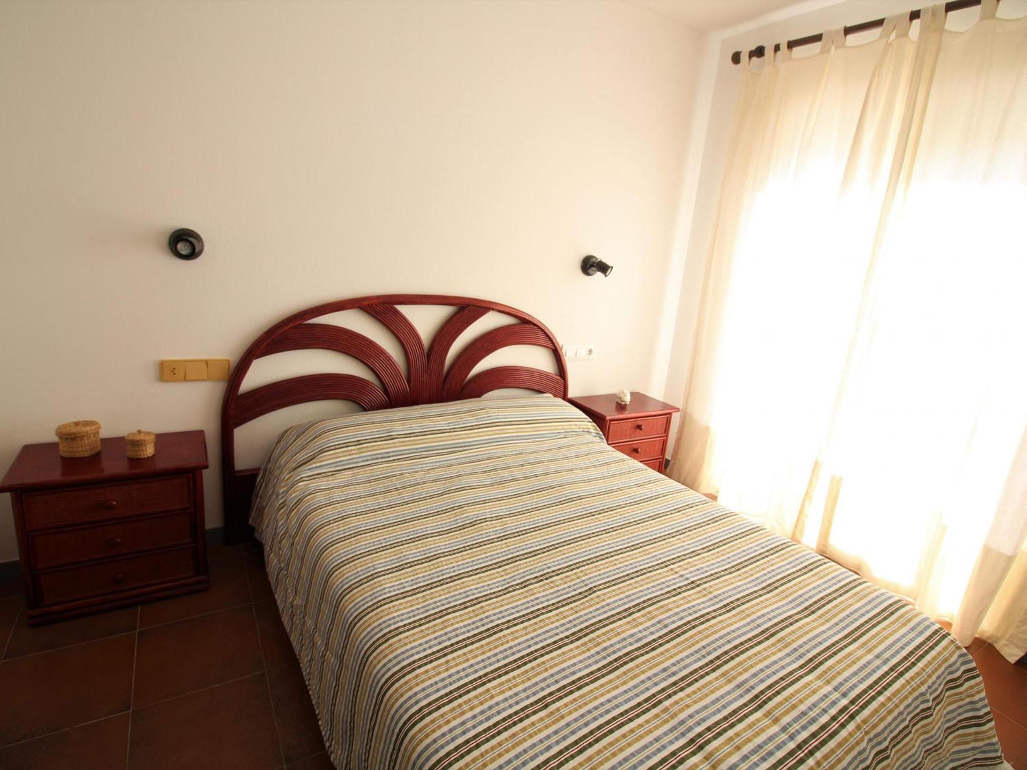 Con Piscina Y Terraza Cerca De La Playa De La Rubina, Wi-fi Y Climatizacion. - Es-258-34 Apartamento Rosas