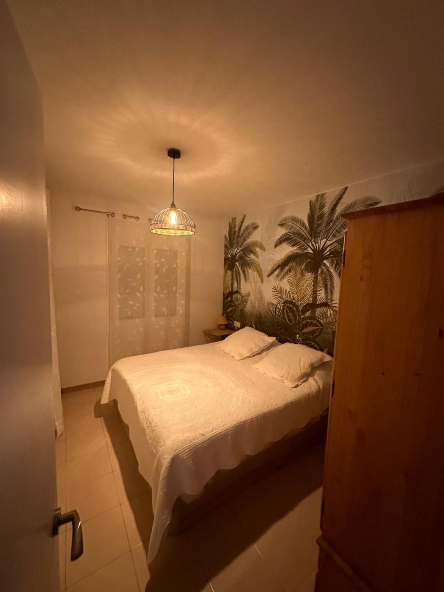 Apartment 6 Personnes Roses