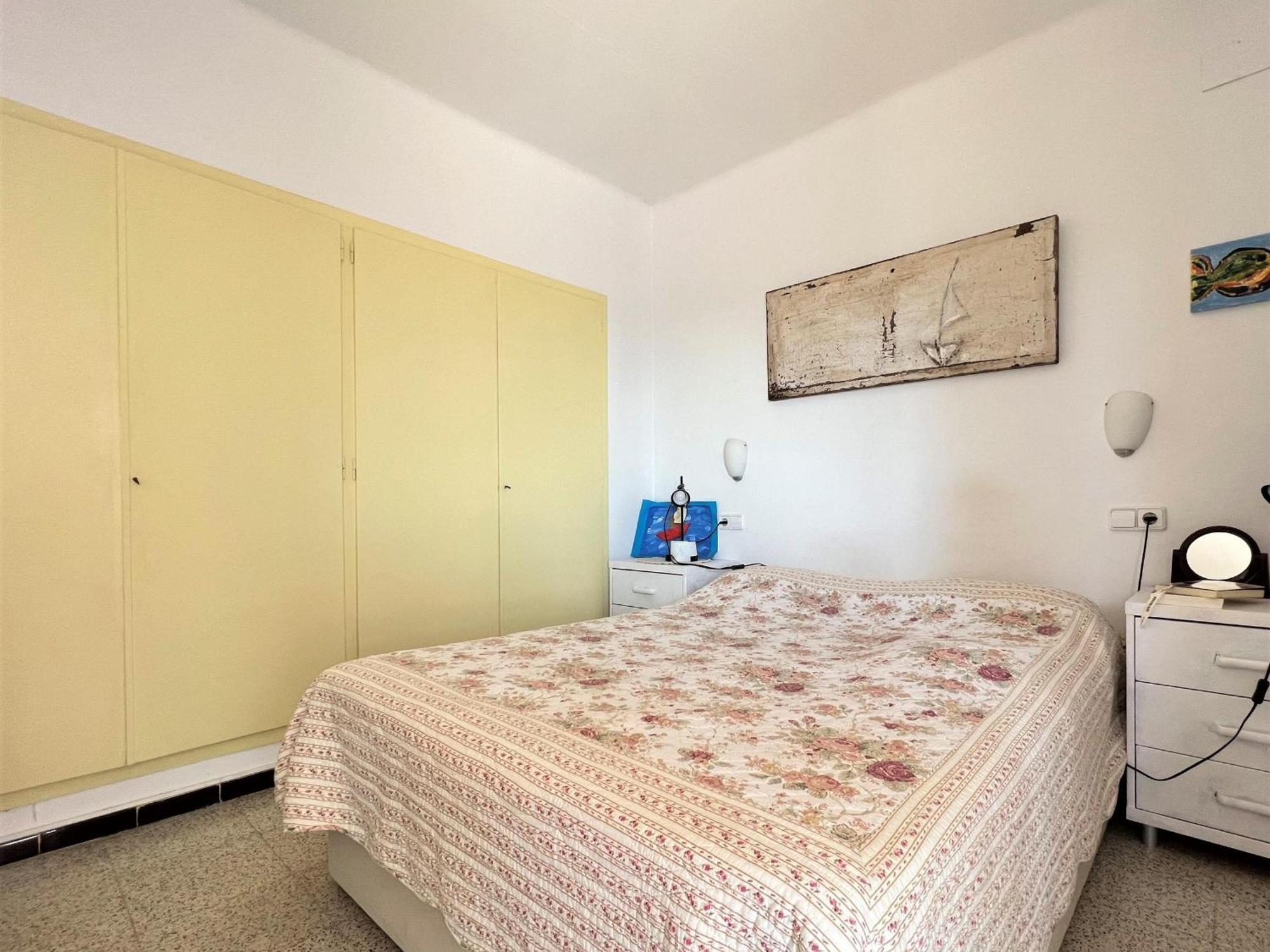 Apartamento Apto. Temporda 3c - Piscina Comunitaria, Wifi, Terraza De 20m2 Con Fantasticas Vistas. - Es-89-114