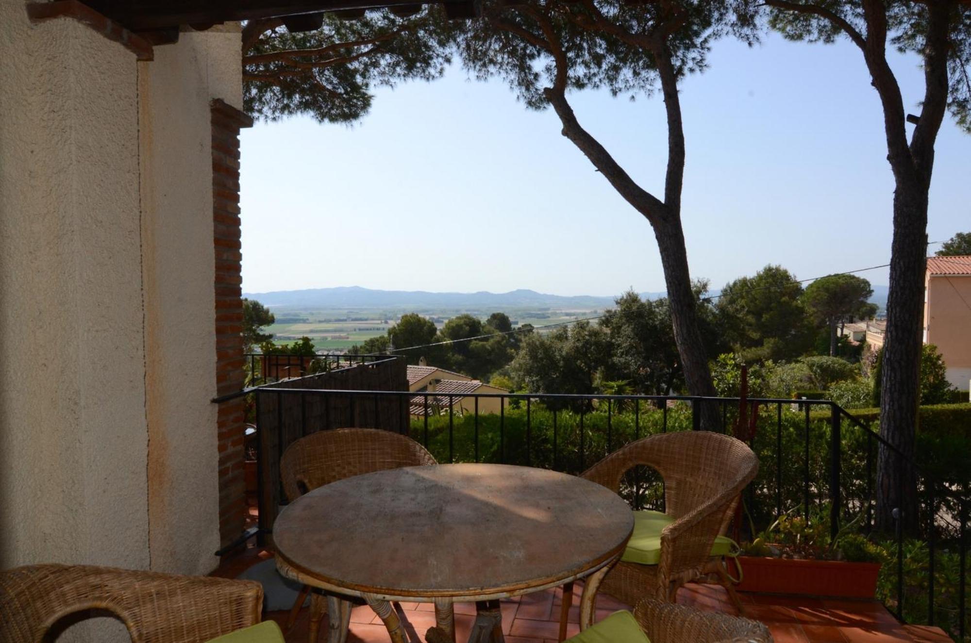 Passatge Berna, 2 Holiday home L'Estartit