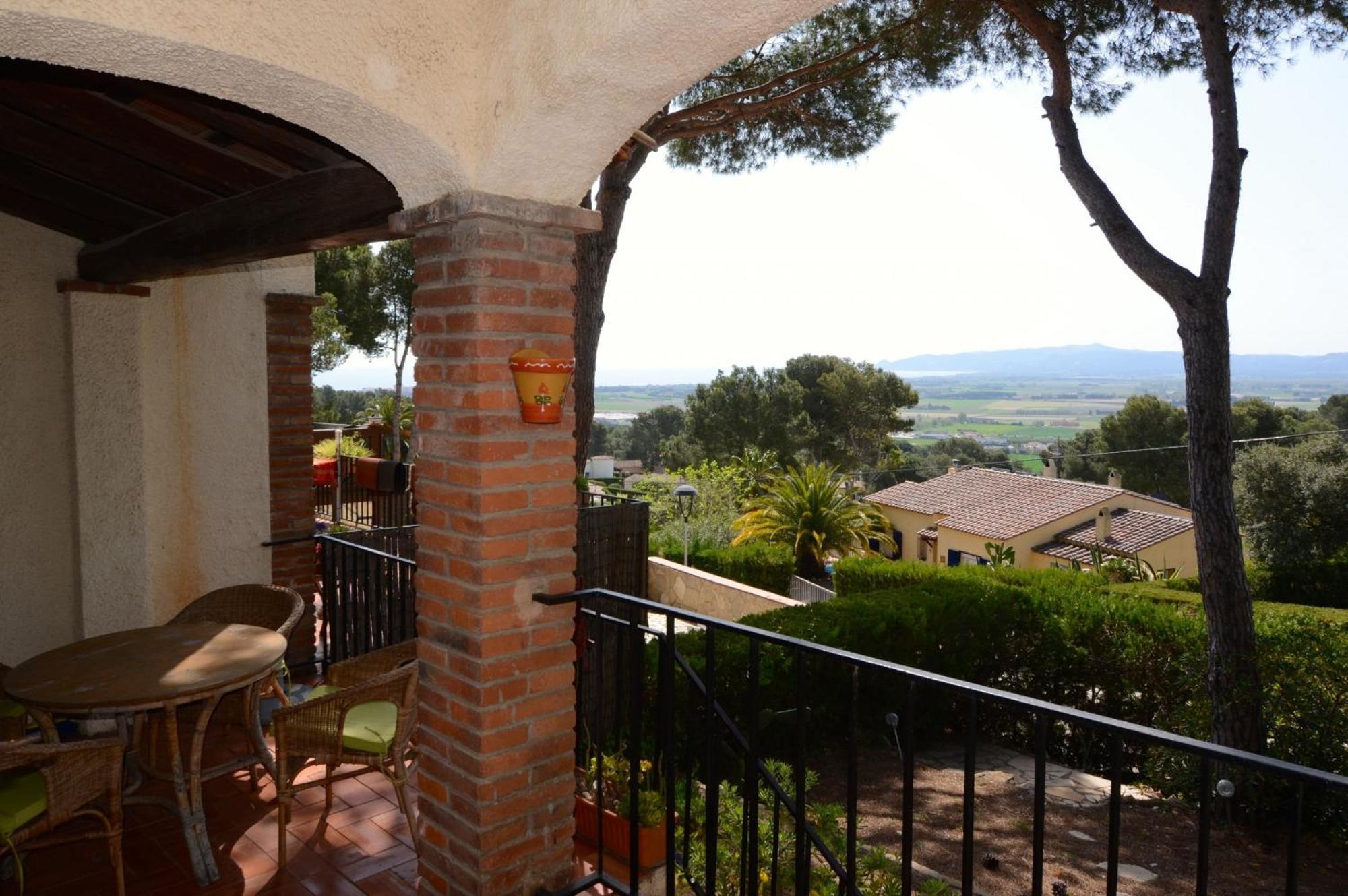 Holiday home Passatge Berna, 2 L'Estartit