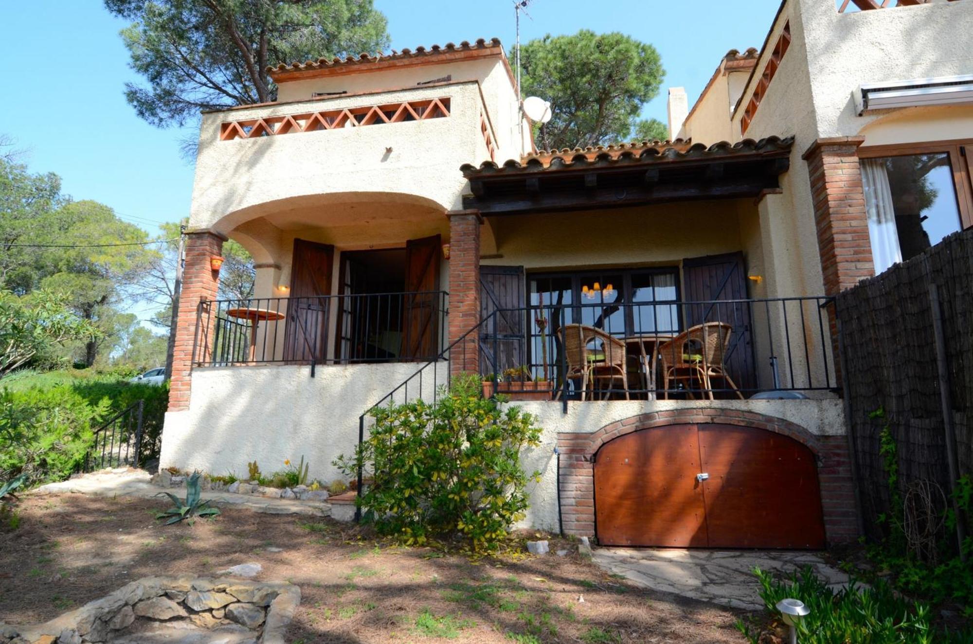 Holiday home Passatge Berna, 2 *