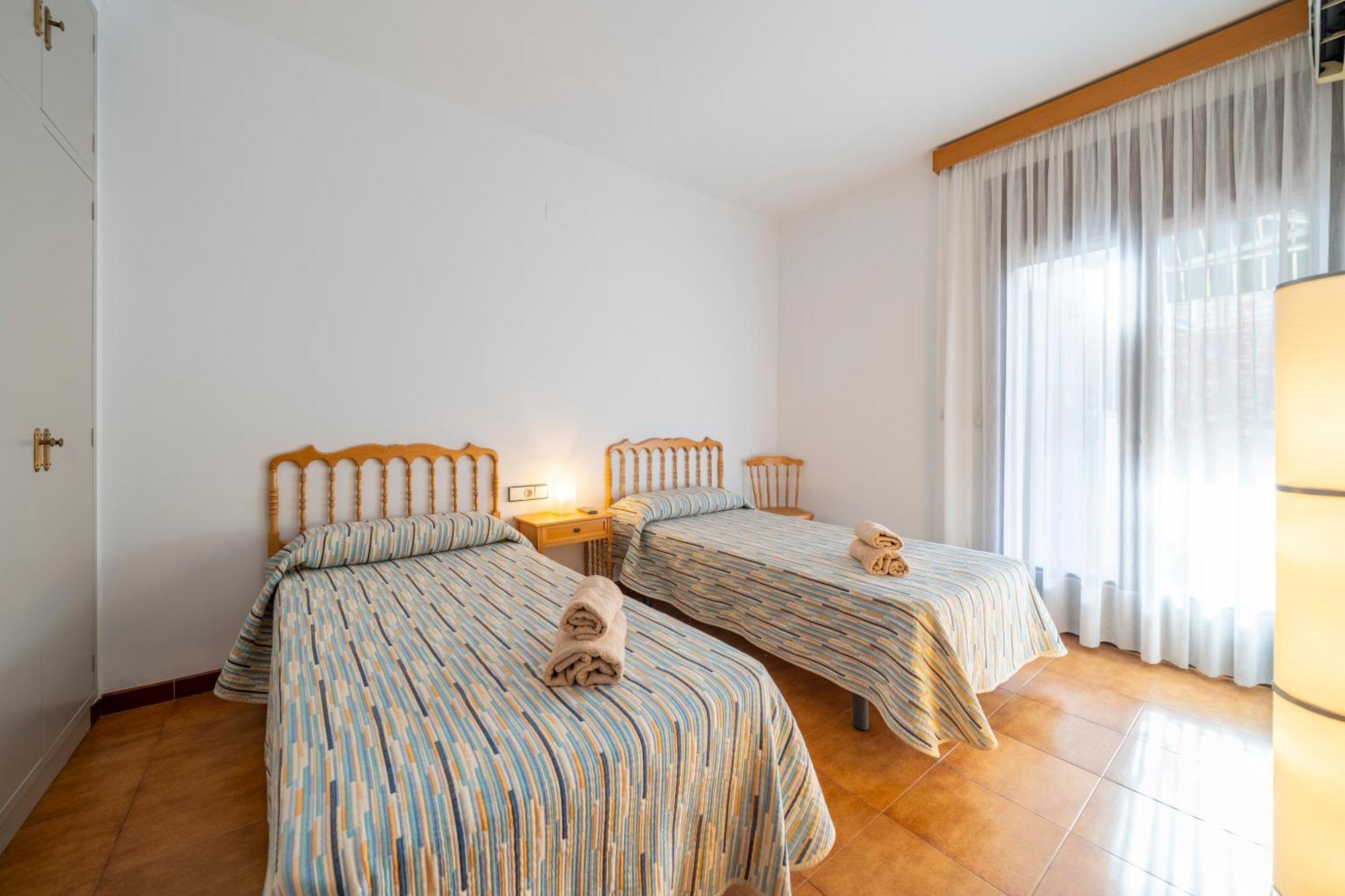 Apartment Classic Jeroni Figueres (Girona)