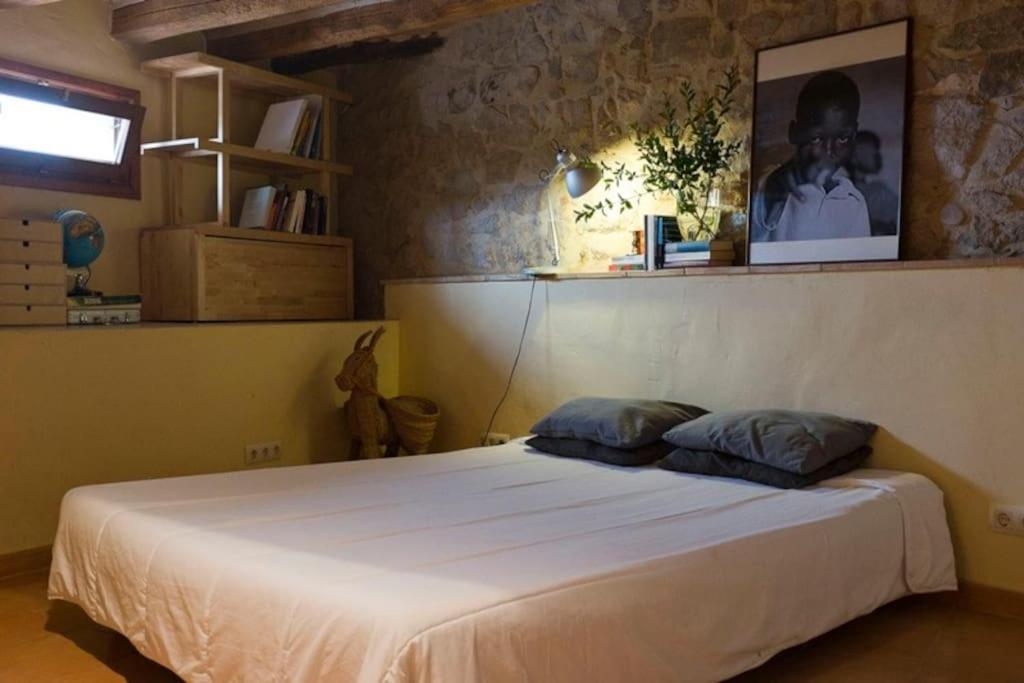 Can Bordes Casa Rustica Y Confortable En El Emporda Сasa de vacaciones *
