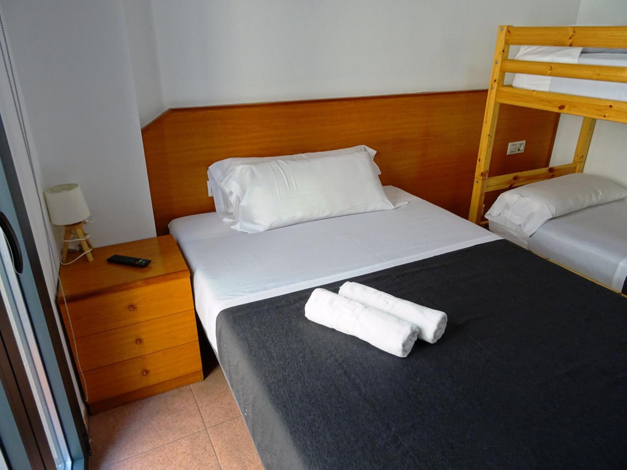 Center Plaza Figueres * Figueres (Girona)