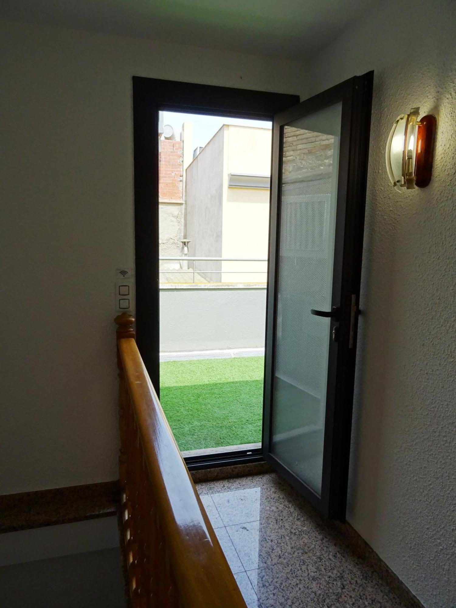 Center Plaza Figueres Apartment *