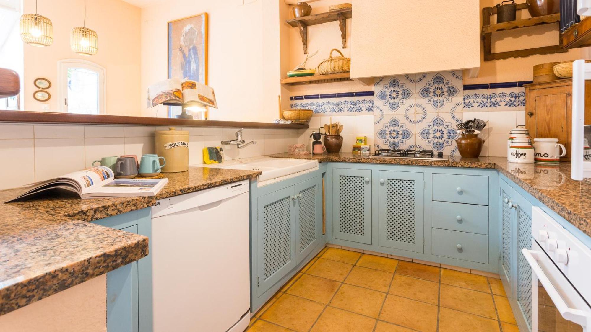 Monturiol Holiday home *