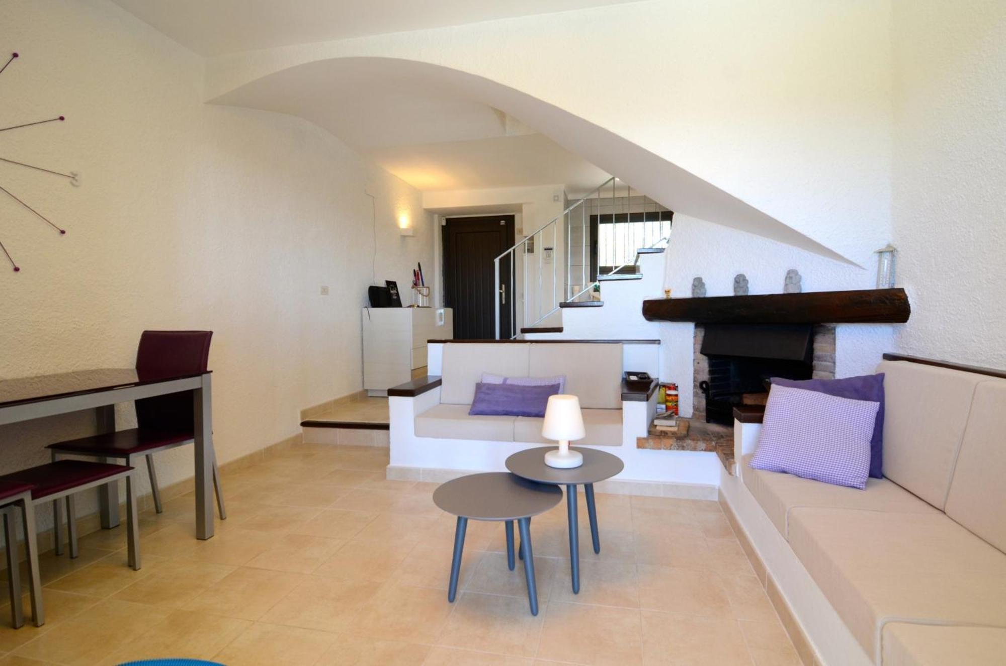 Holiday home Atenes 12 *