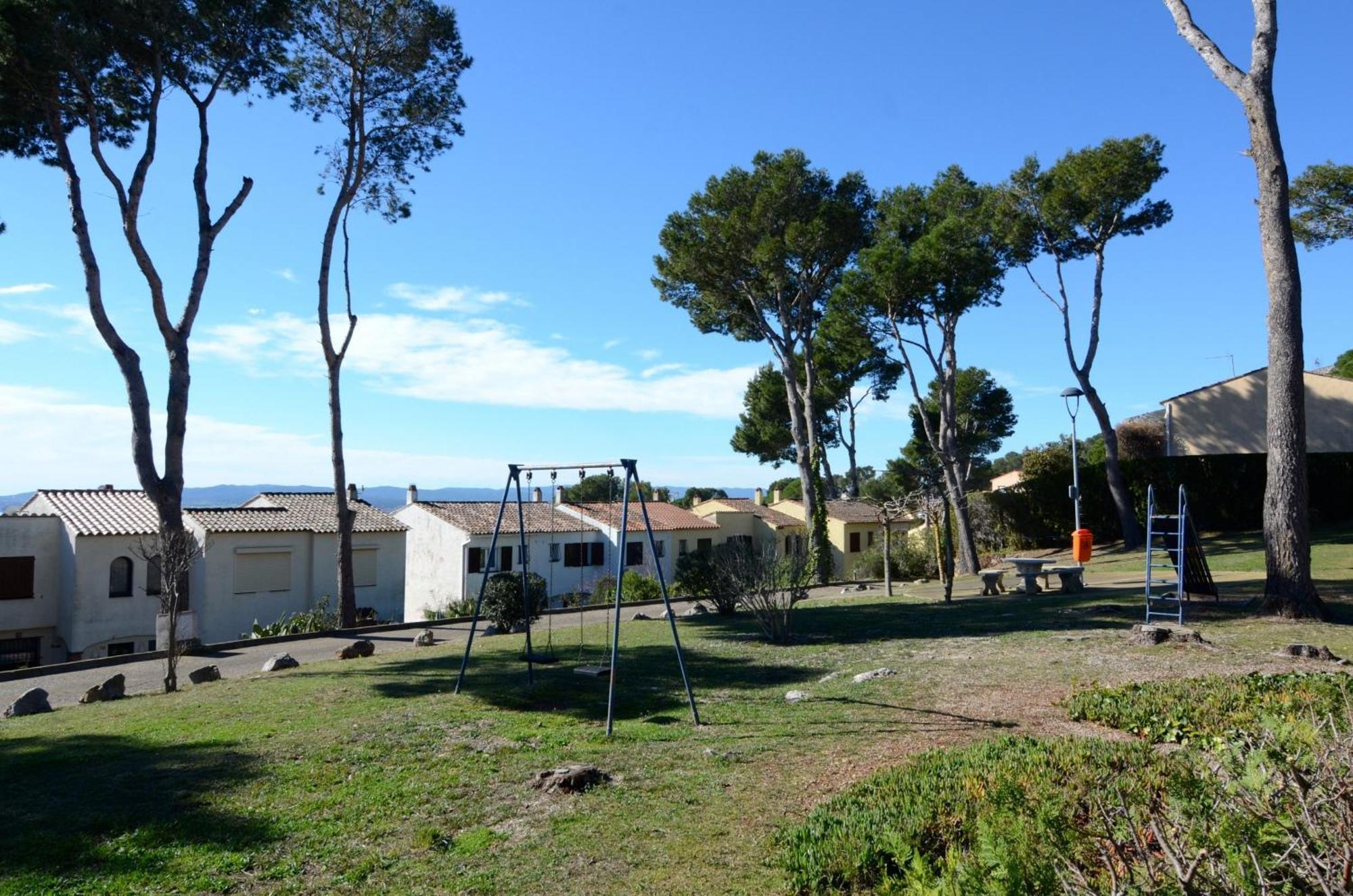 Сasa de vacaciones Atenes 12 *