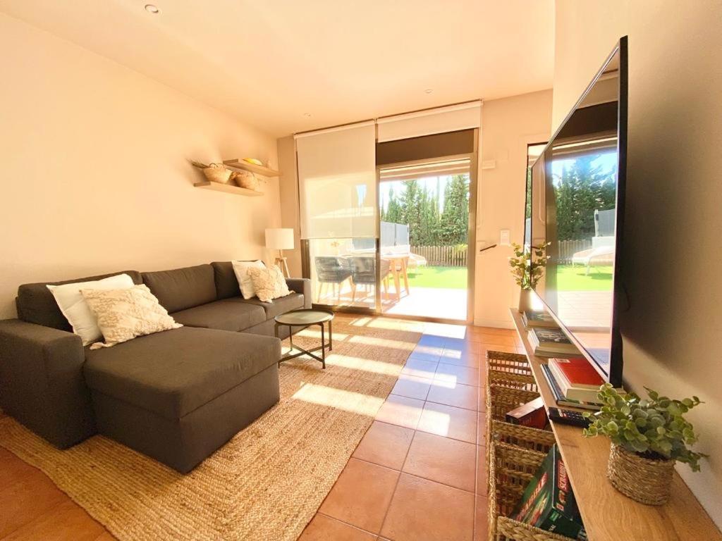 Kalma House Holiday home *