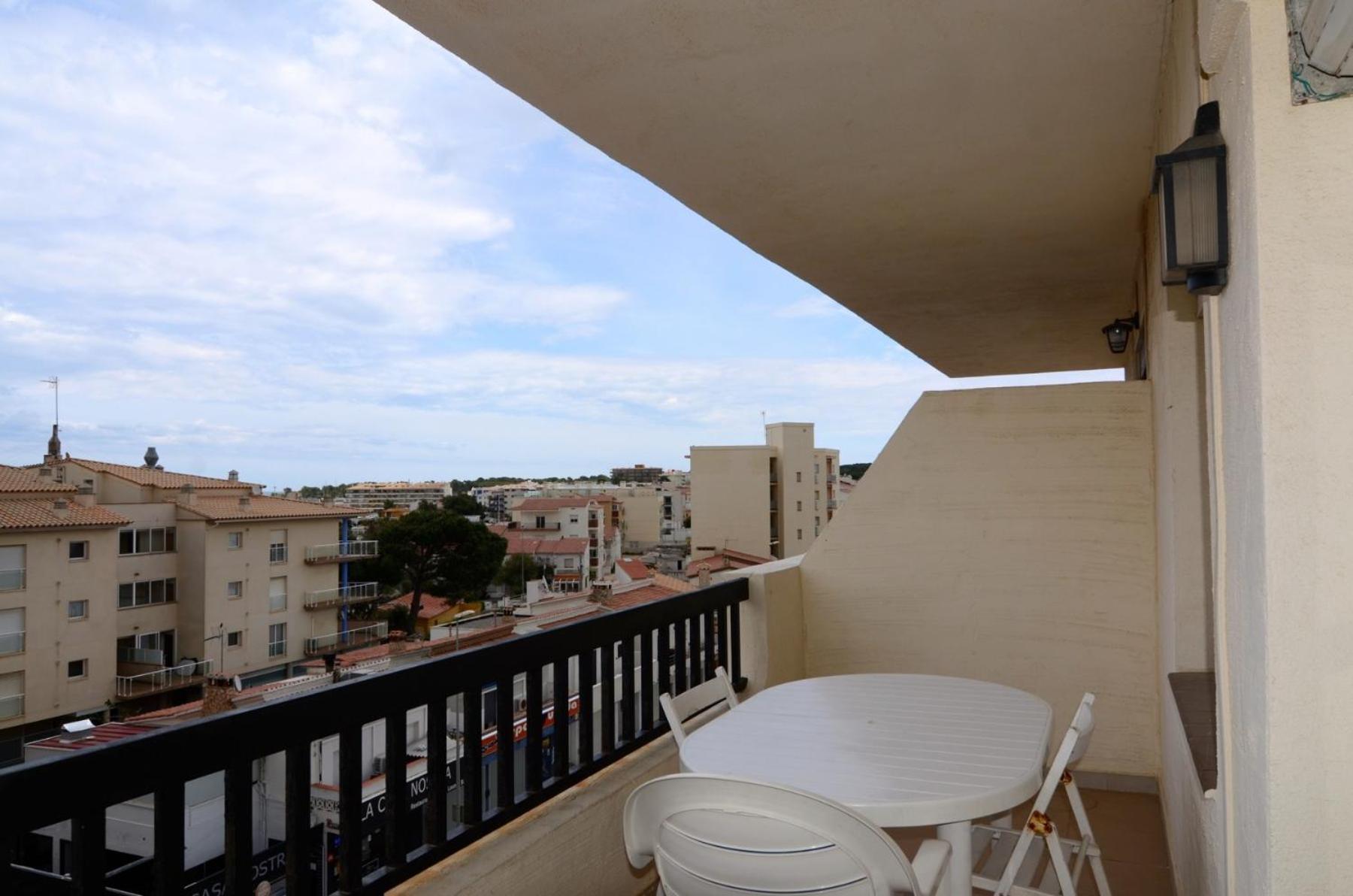 Garbi Park Apartment