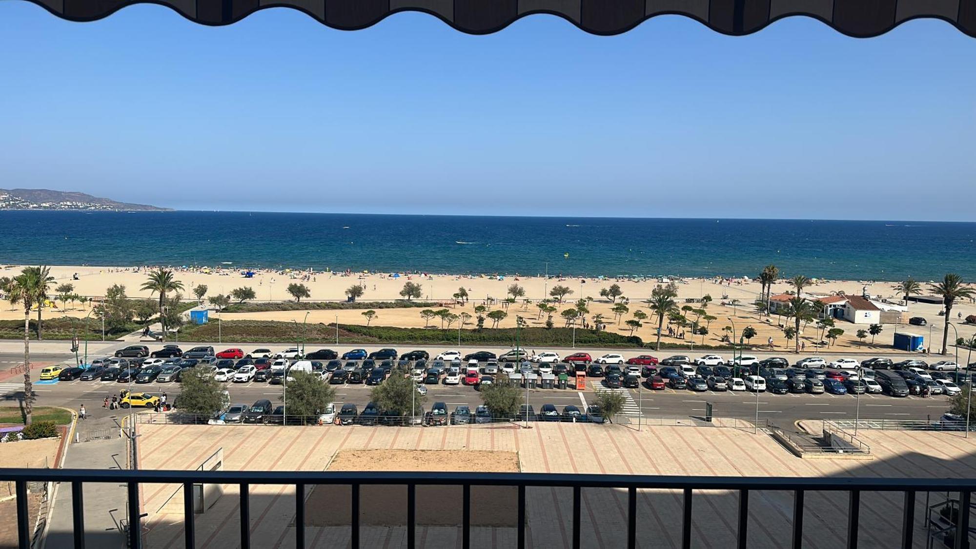 Vistas Frontales Al Mar *