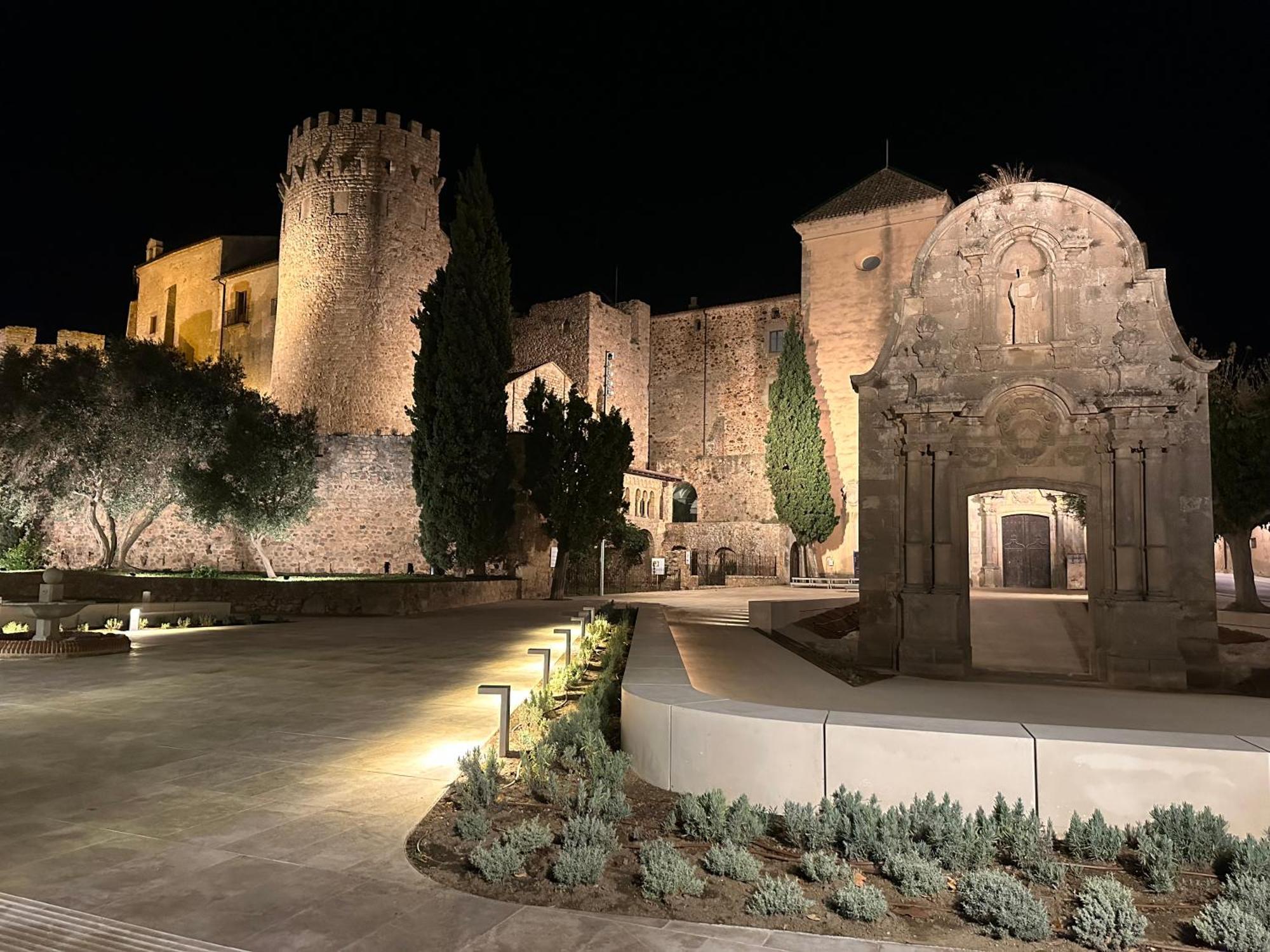 Notaria: Casco Antiguo With Garden Terrace