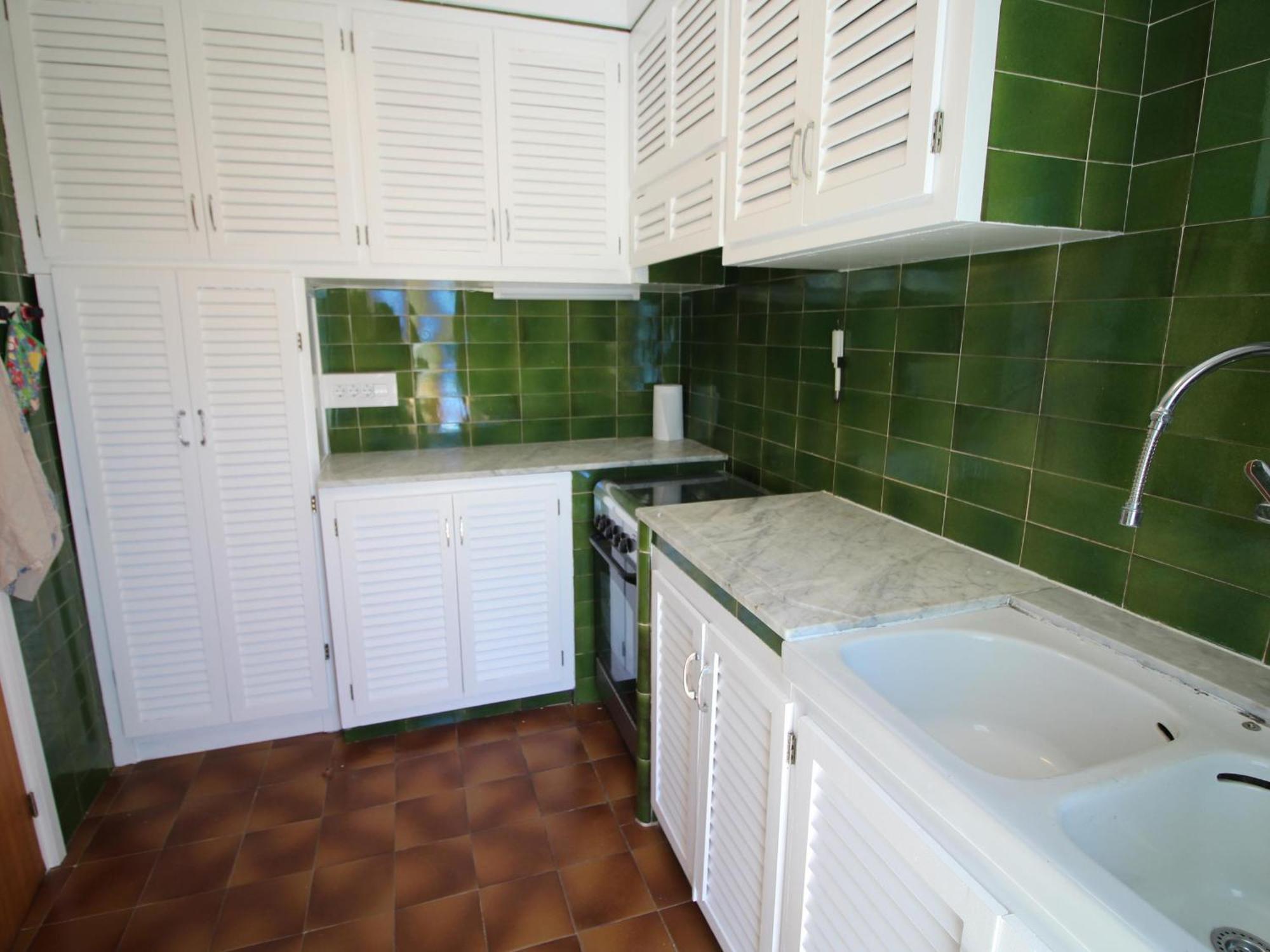 Mistral - Acogedor, Luminoso Y De Ambiente Moderno Con Terraza Vista Mar. - Es-228-143 Apartamento Llançà