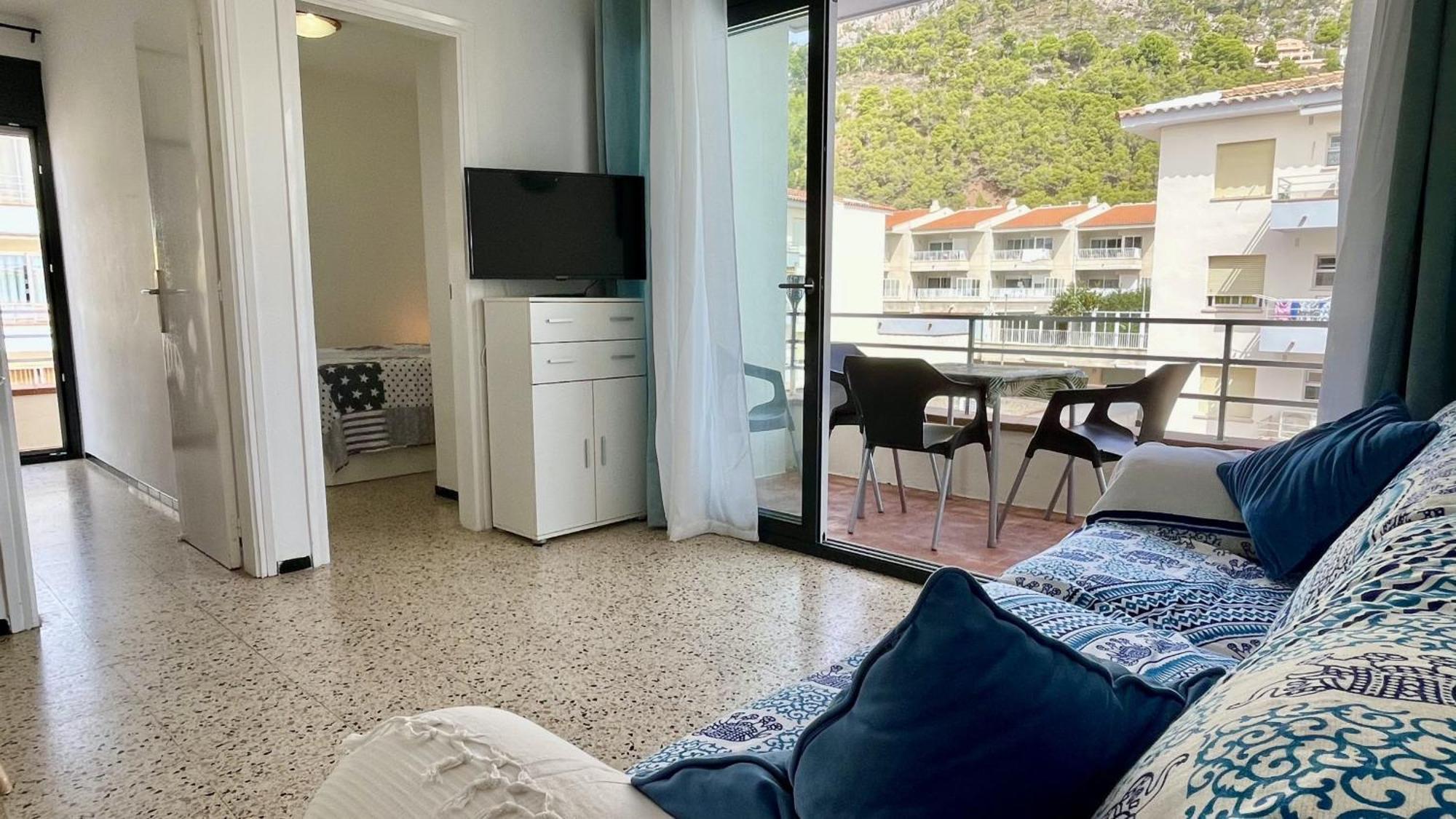 Omega 4 2-c Apartment *