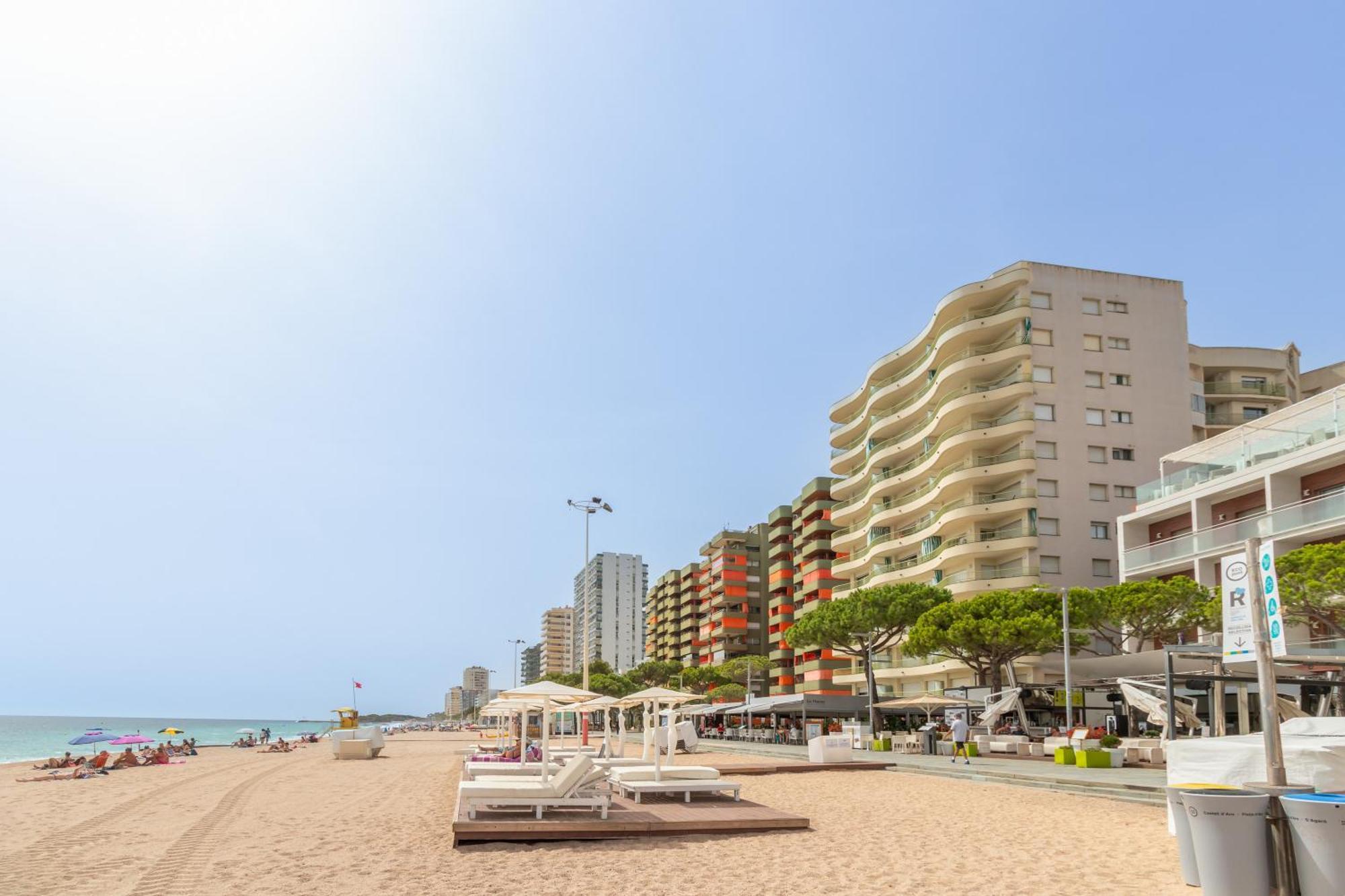 Super 2 Platja d'Aro (Playa de Aro)