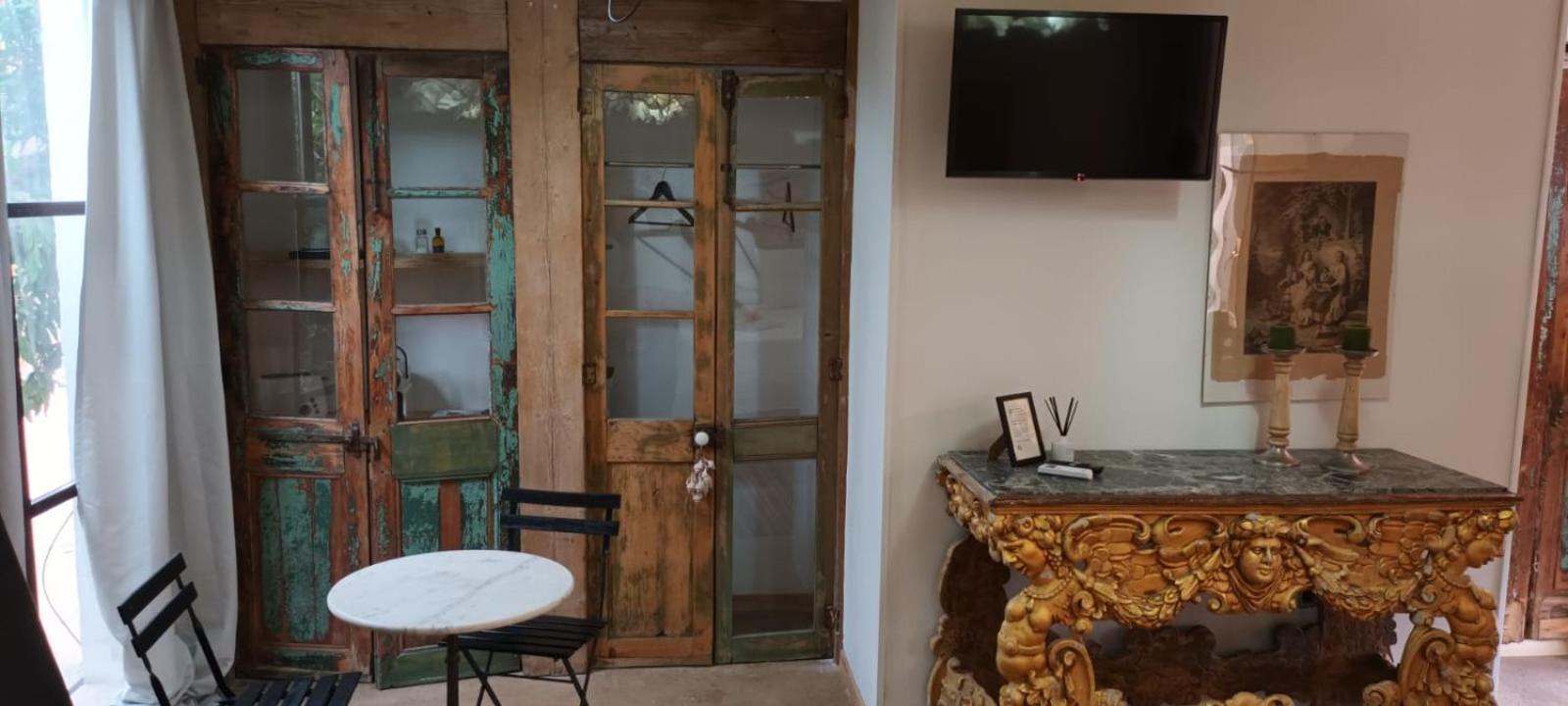 Hotel Le Rondini- Solo Adultos Montras