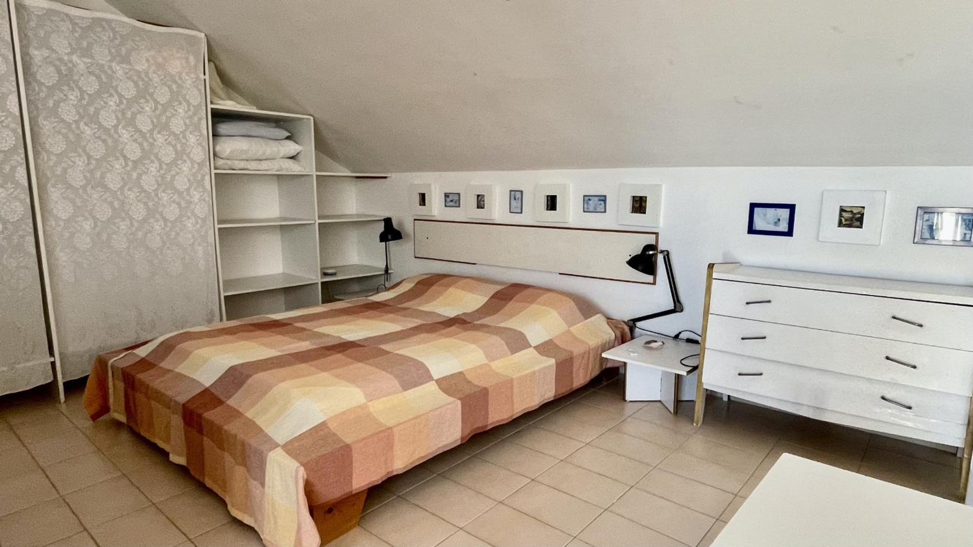 Apartment Puig Padro 4 2-2 *