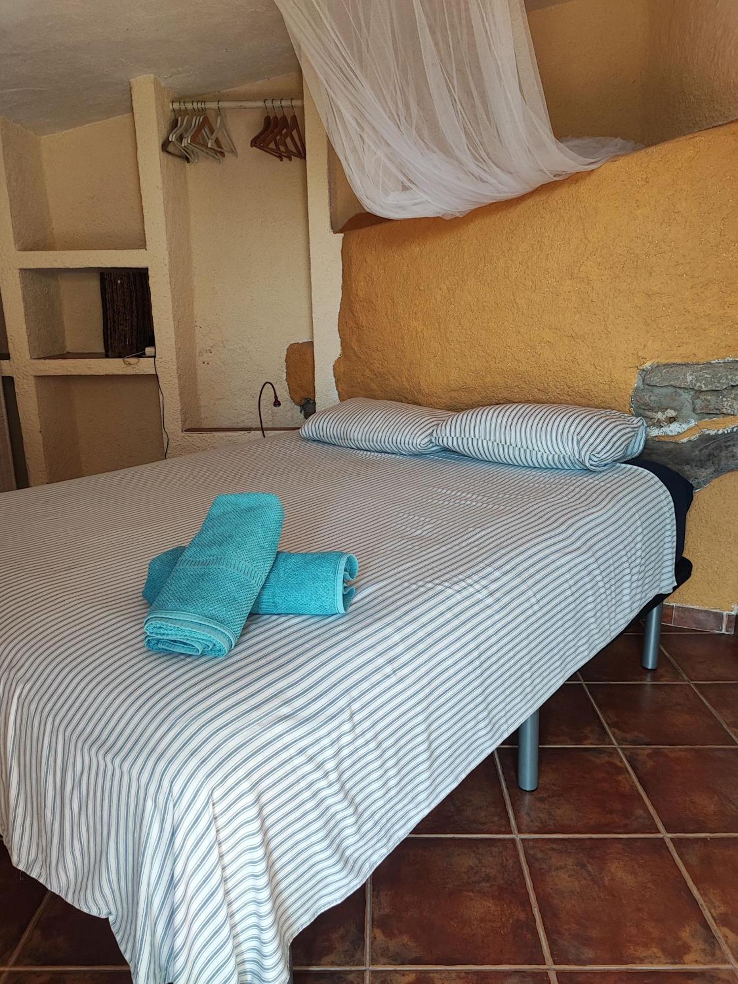 Сasa de vacaciones Ca La Figuera, Casa De Pueblo Con Piscina En Costa Brava *
