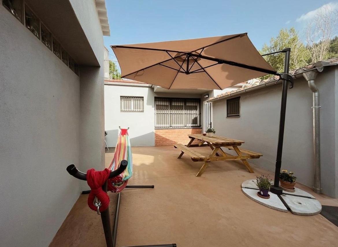 Сasa de vacaciones Mosqueroles Casa En Castellfollit De La Roca *