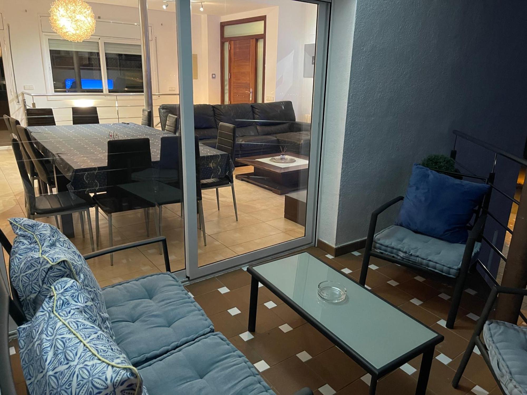 For 2 Families Blanes