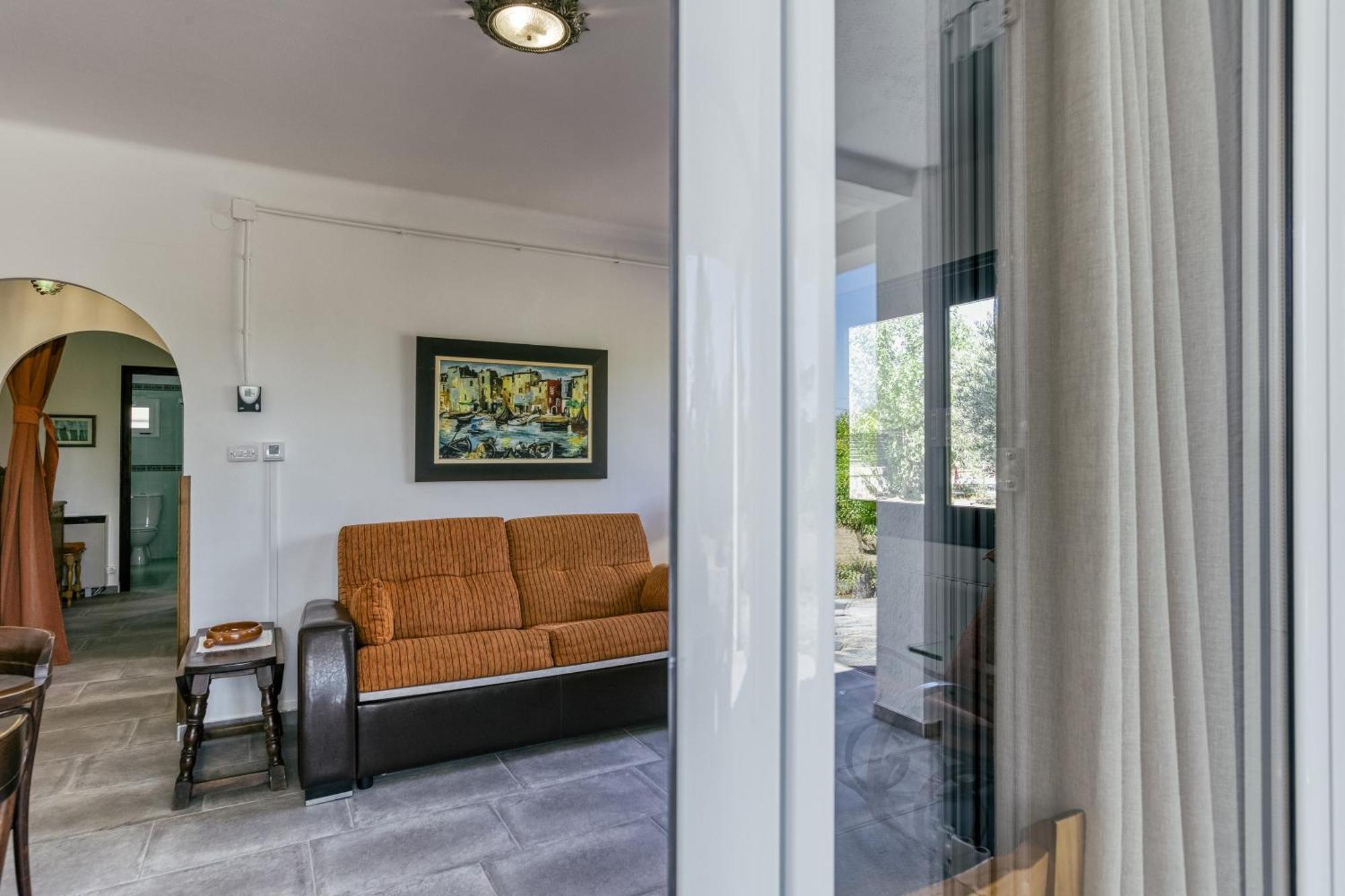 Apartamento Pie De Jardín En *