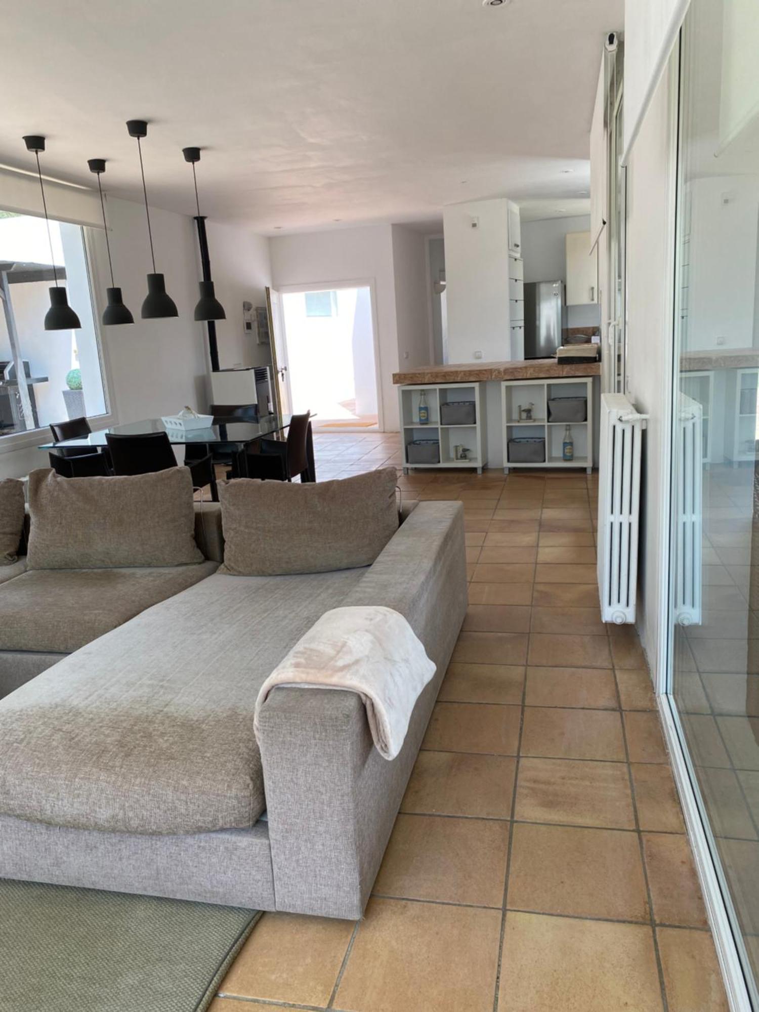 Casa Y Loft Minimalista, Jardin Y Parking Privado Villa